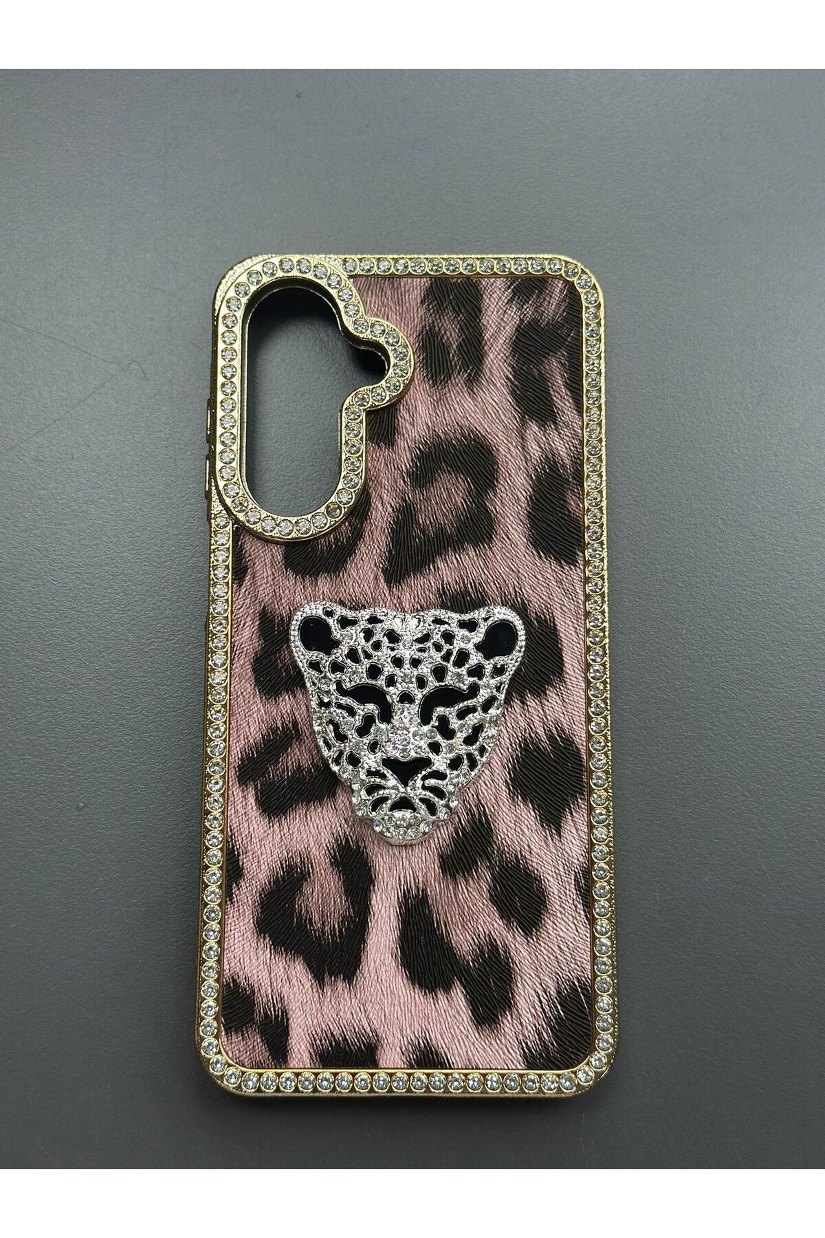 PEXURA TECH İphone 16 Leopar taşlı Telefon Kılıfı