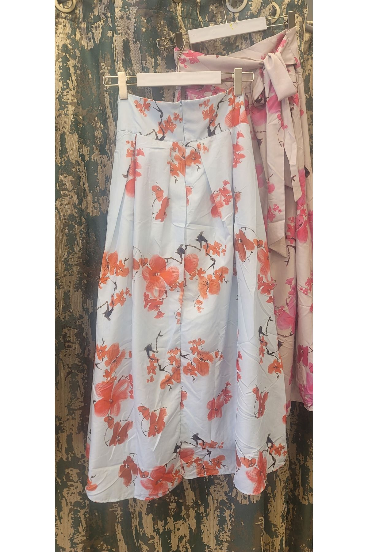 MODA Çiçekli etek