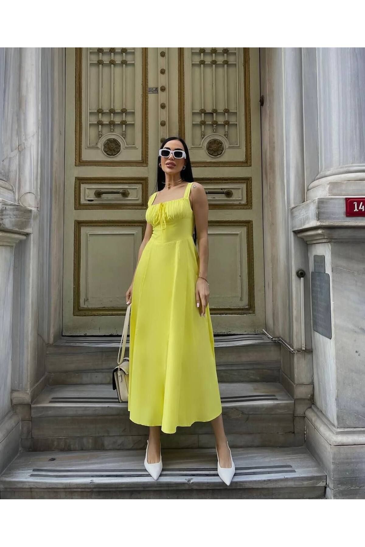 Ahzem Collection Askılı Bele Oturan Büzgülü Kare yaka Midi Boy Elbise