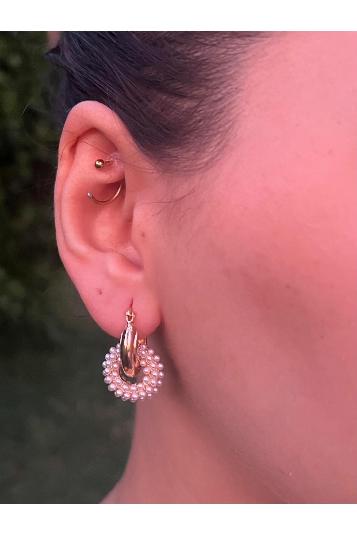Glowy&Co. Pearl Loop İncili Halka Küpe – Kararmaz Çelik Altın Renk