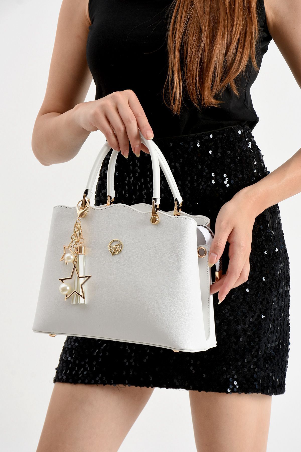 STYLE BAGS Stylebags Püskül Kadın Omuz Ve Çarpraz Çantası 17x24 ebatında