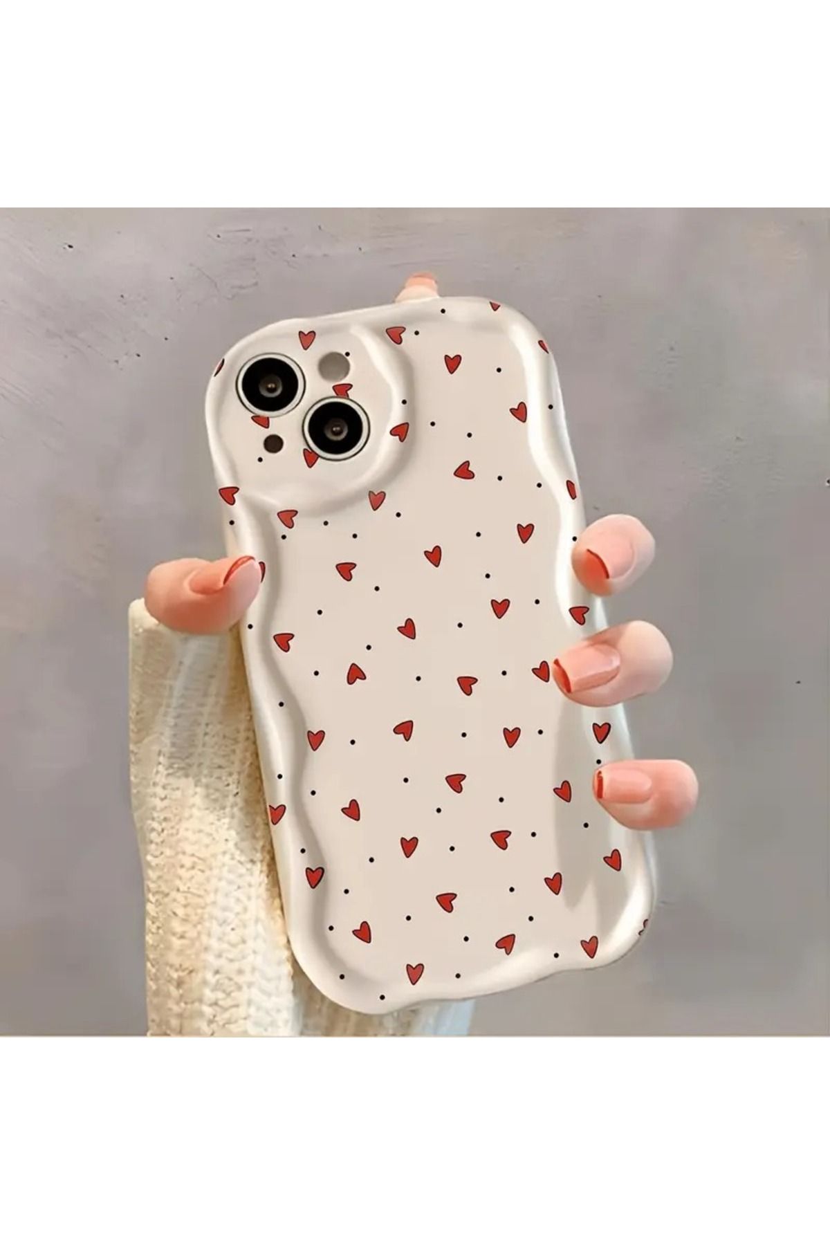 NANOSPACE Apple iPhone 14 İle Uyumlu Kalplı Kılıf Dalgalı Krem Rengi