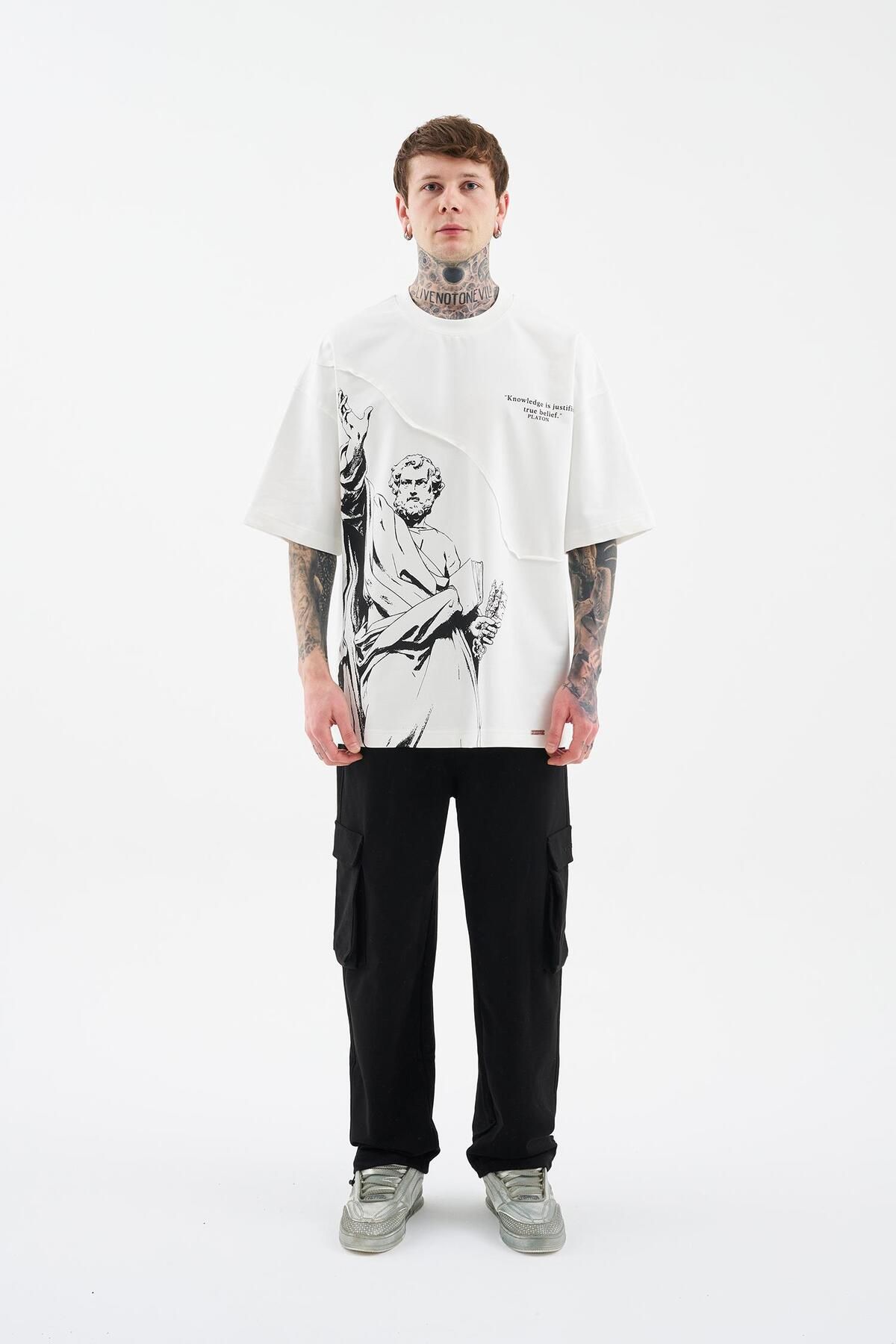 Machinist-Men's Lock and Key Oversize Ecru T-Shirt 8