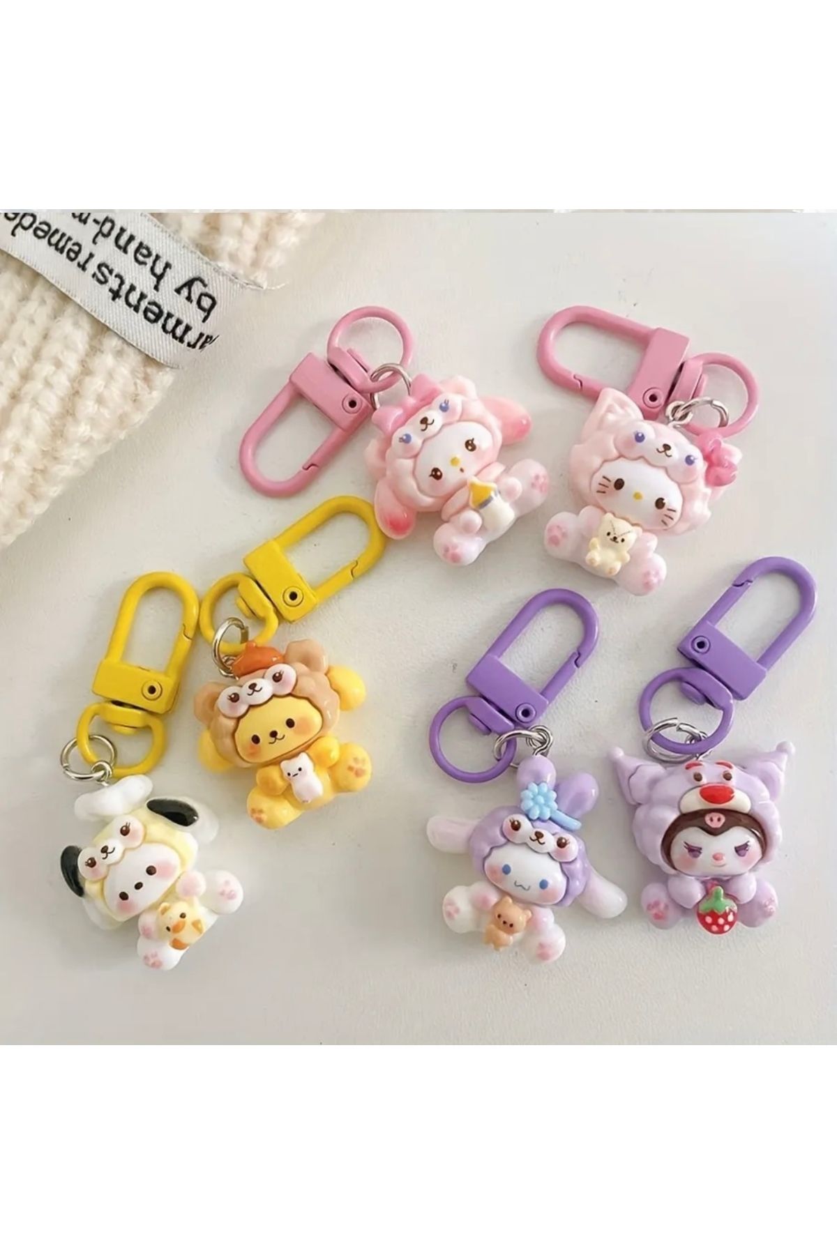 SANRIO Anahtarlık, Hello Kitty Cinnamoroll My Melody Çanta Charmı Figür Anahtarlık (Karışık 1 adet)