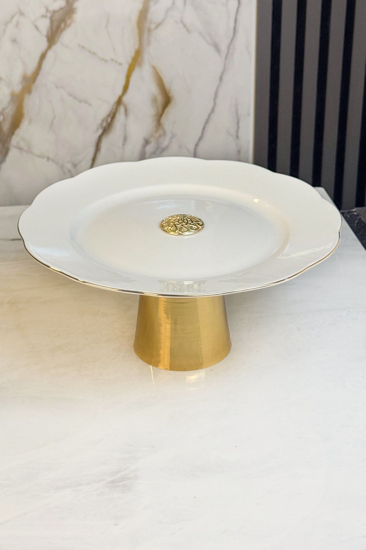 MAY HOME Gold Detaylı Porselen Pasta Sunum Standı & Kurabiye Kek Sunumluğu