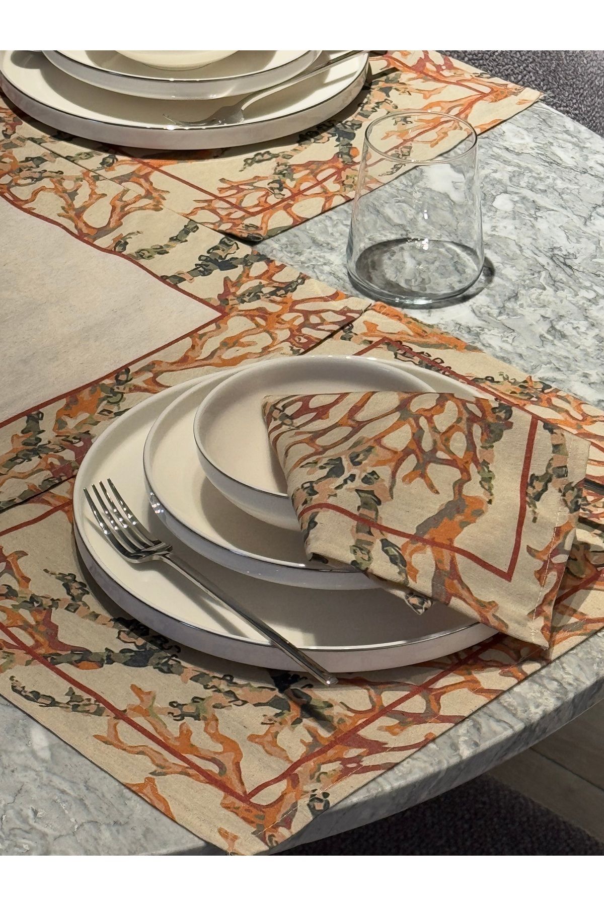 Elioure Keten 6’lı Lacin Desenli Amerikan Servis ve Peçete Takımı, 45x30-30x30