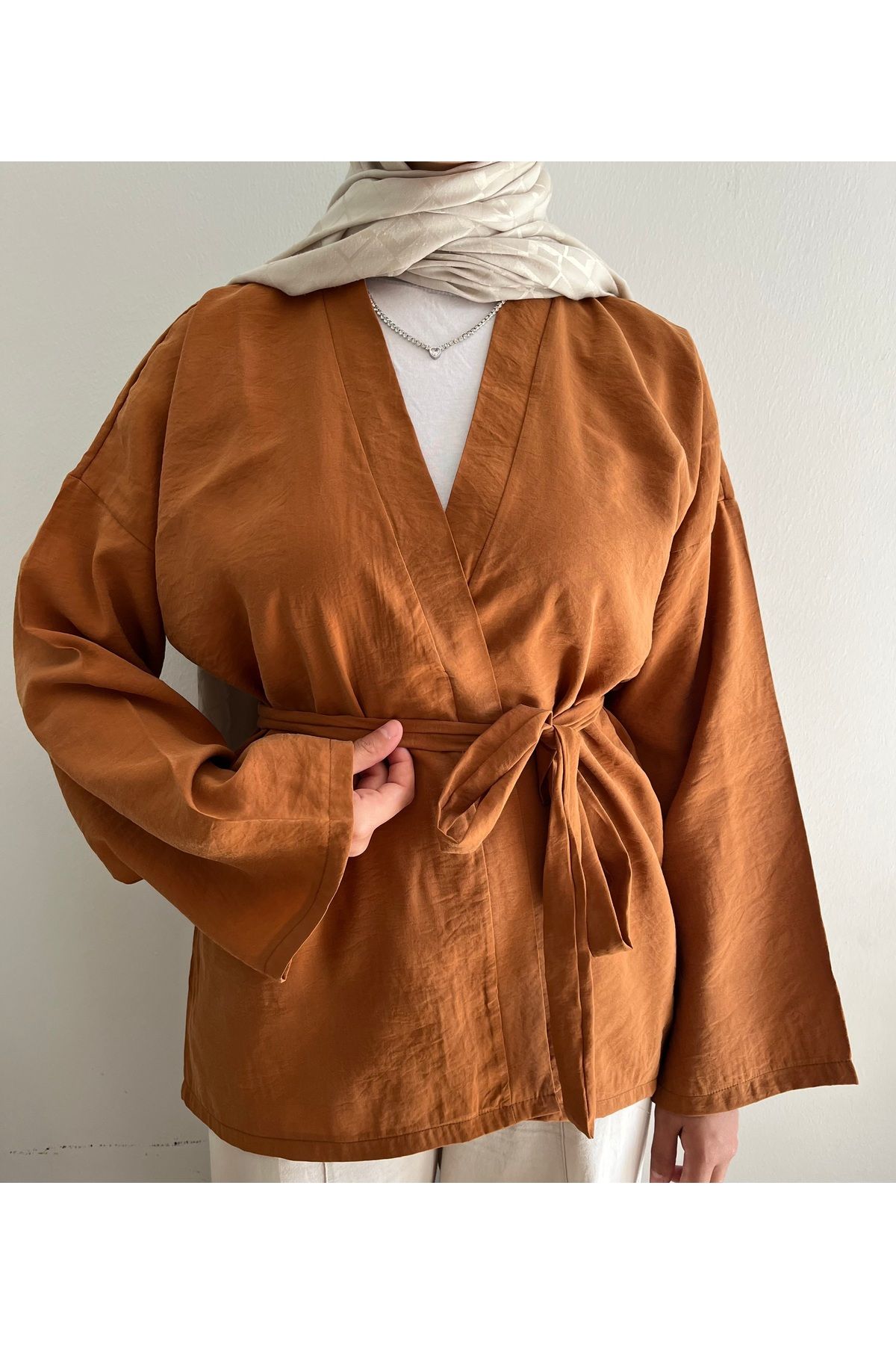 FASİON Belden Bağlamalı Tarçın Esintisi Kimono
