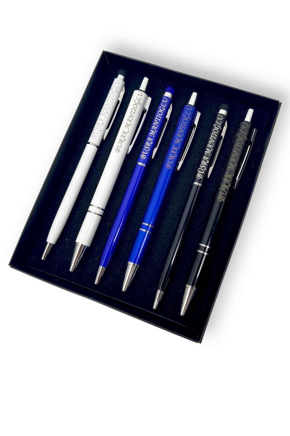 SürLaz 6 Parça Hediyelik Kalem Seti İsme Özel 3 Slim Touch Pen 3 Tükenmez Kalem (Mavi,Beyaz,Siyah)