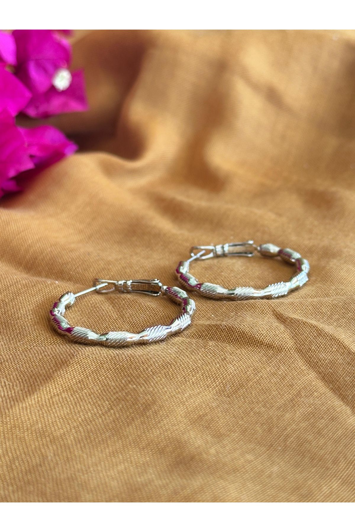 S ATELIER 14 K Altın Kaplama Çizme Halka Küpe