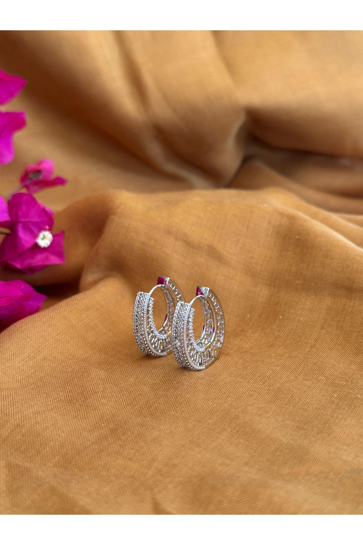 S ATELIER 14 K Altın Kaplama Grek Model Küpe