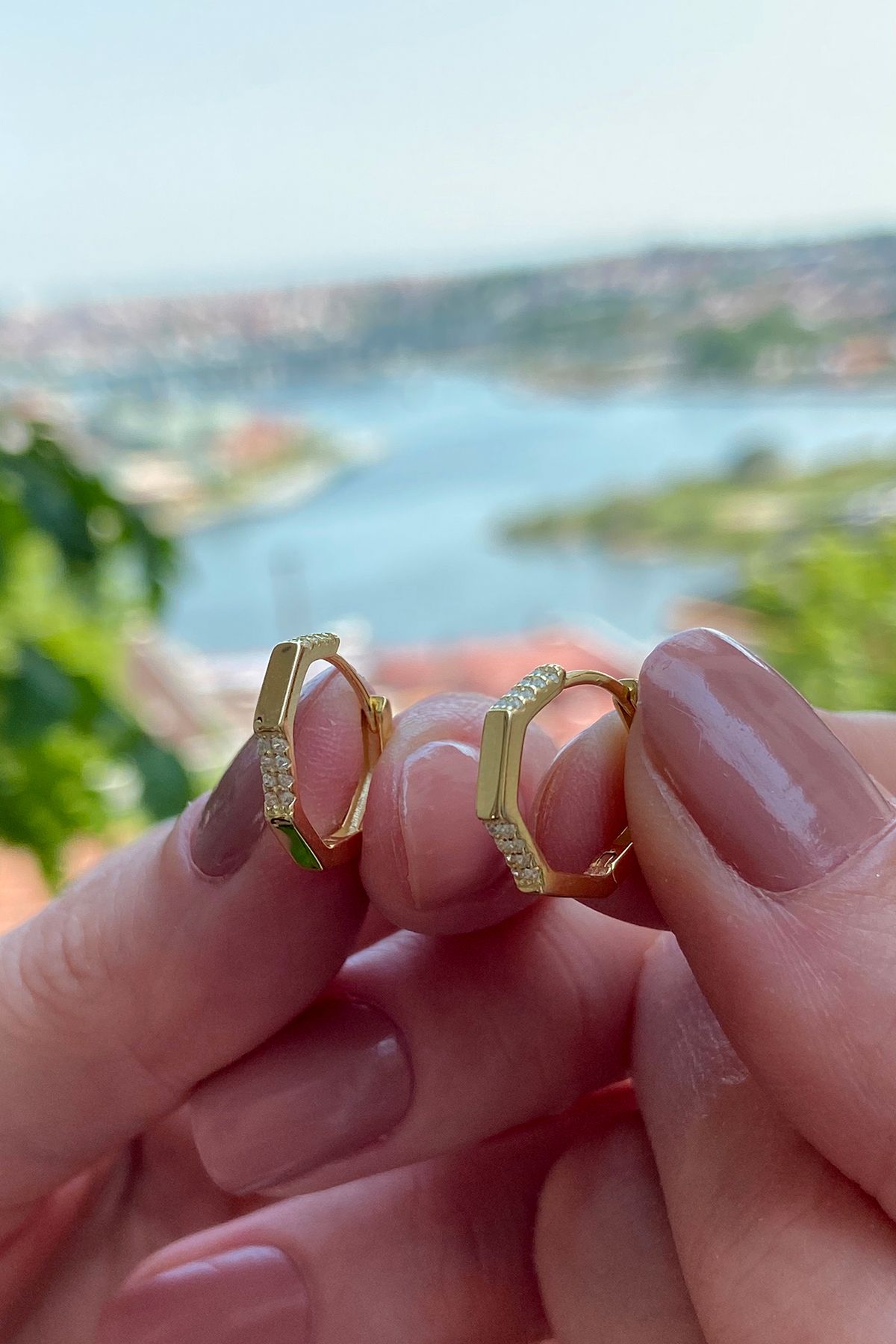 goldberia Modern Geometrik Halka Küpe