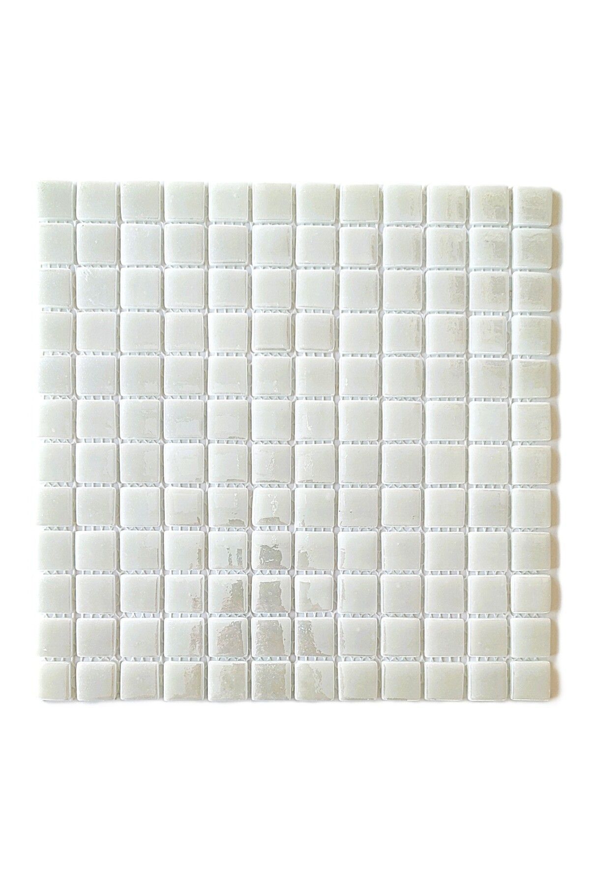 MozaiKristaL Hobi ve Sanatsal çalışmalar için Cam Mozaik. Mozaik ölçüsü: 25x25mm. File Karo ölçüsü: 31,5x31,5cm.
