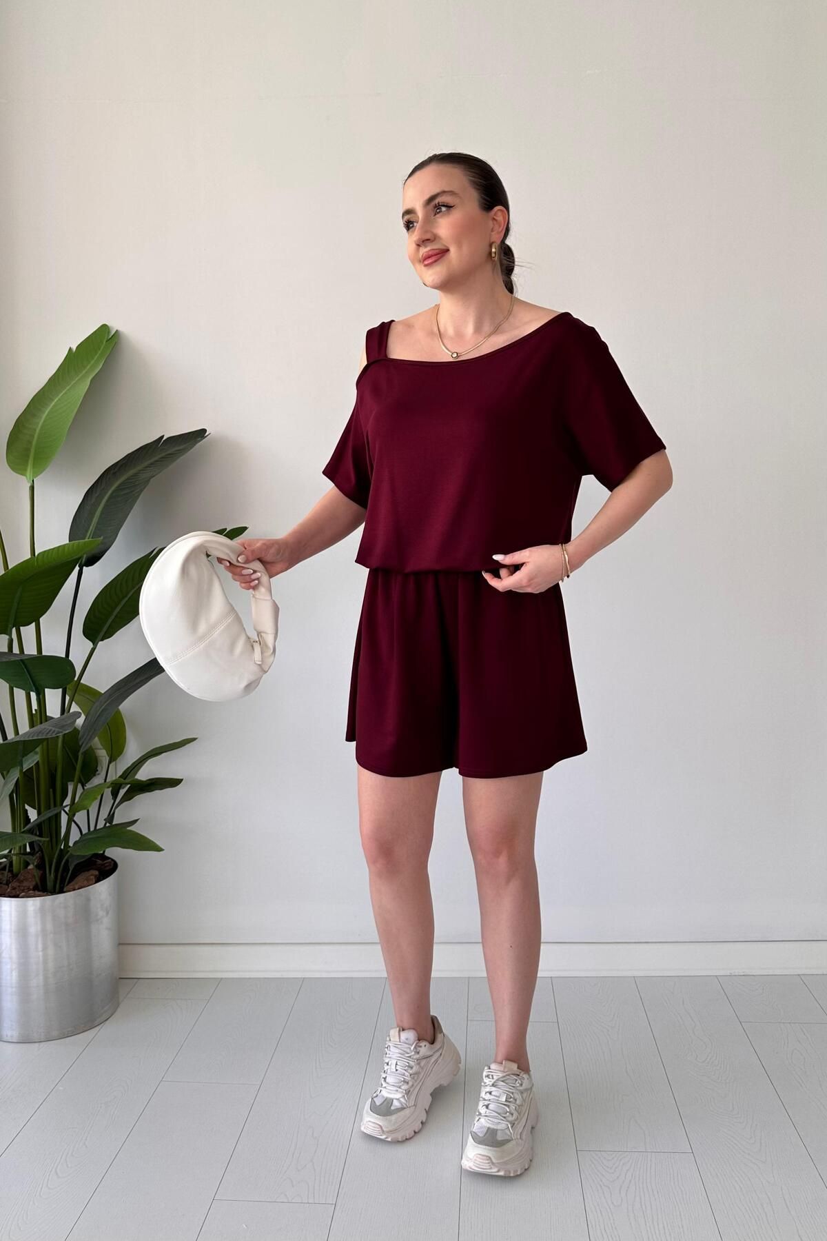 MaziButik Omuz Bantlı Şort Tulum Bordo