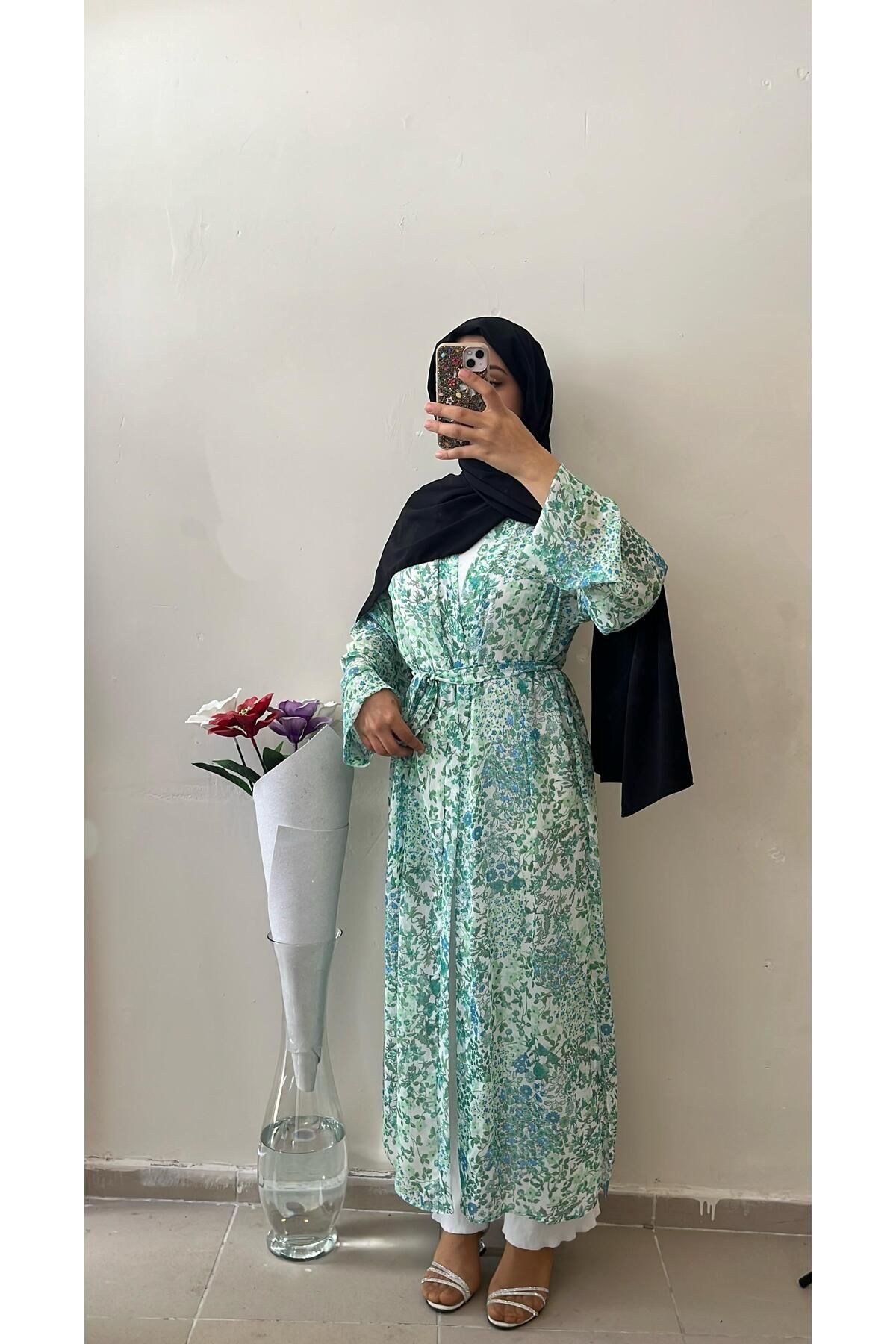 DİLEKBUTİK Su yeşili çiçekli şifon kimono