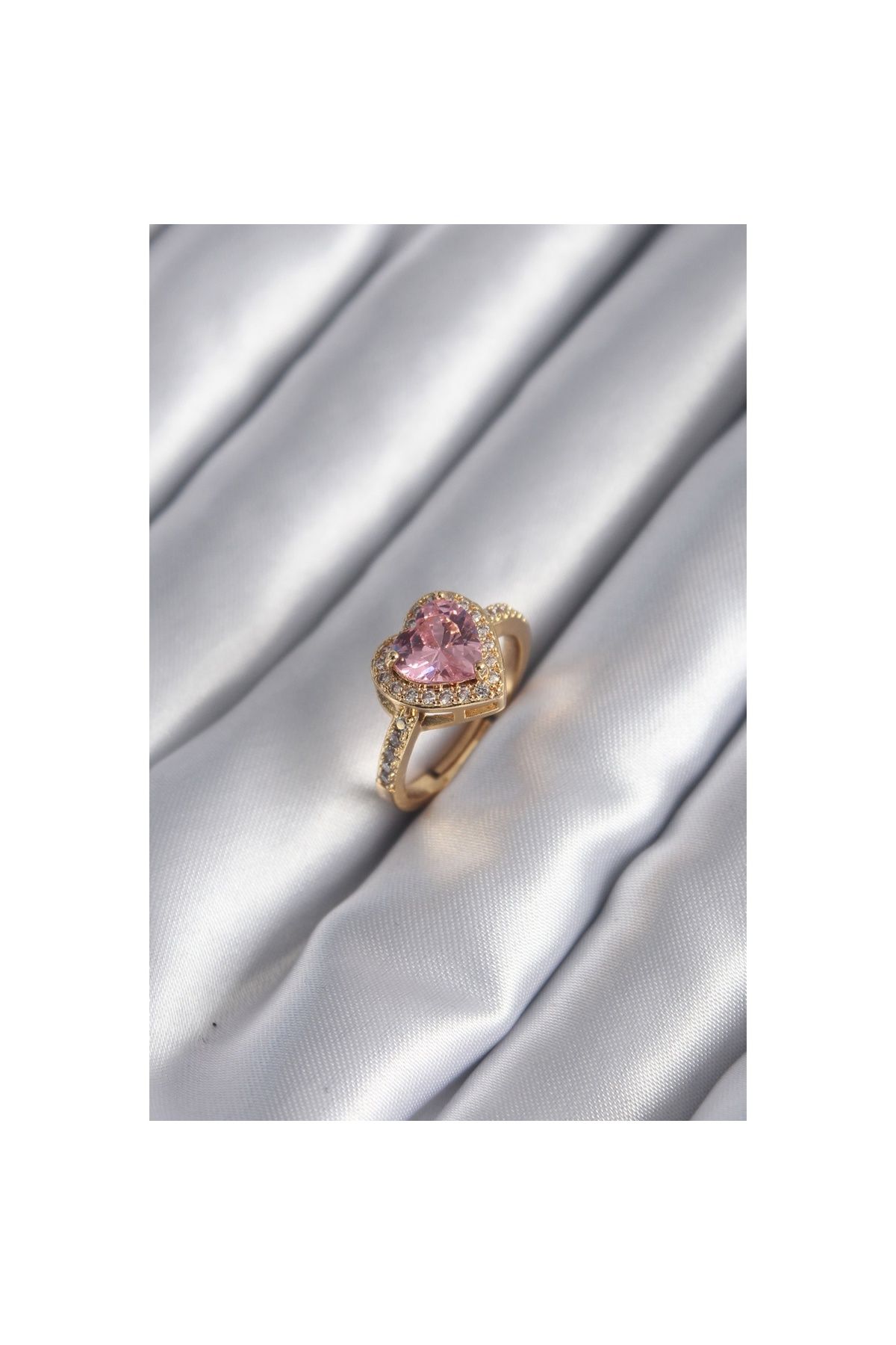 maarketim Pirinç Gold Renk Pembe Zirkon Taşlı Charm Kalp Model Kadın Yüzük