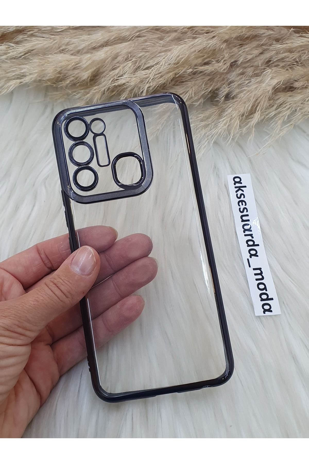 ZB Aksesuarda Moda TECNO SPARK 8C Uyumlu Kamera Lensli Logo Detaylı Lazer Kesim Kılıf