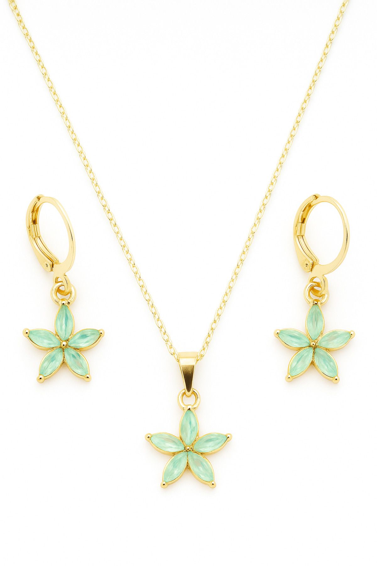 MakeWell Lotus Çiçeği Tasarımlı Gold Renkli Kolye ve Küpe Takımı