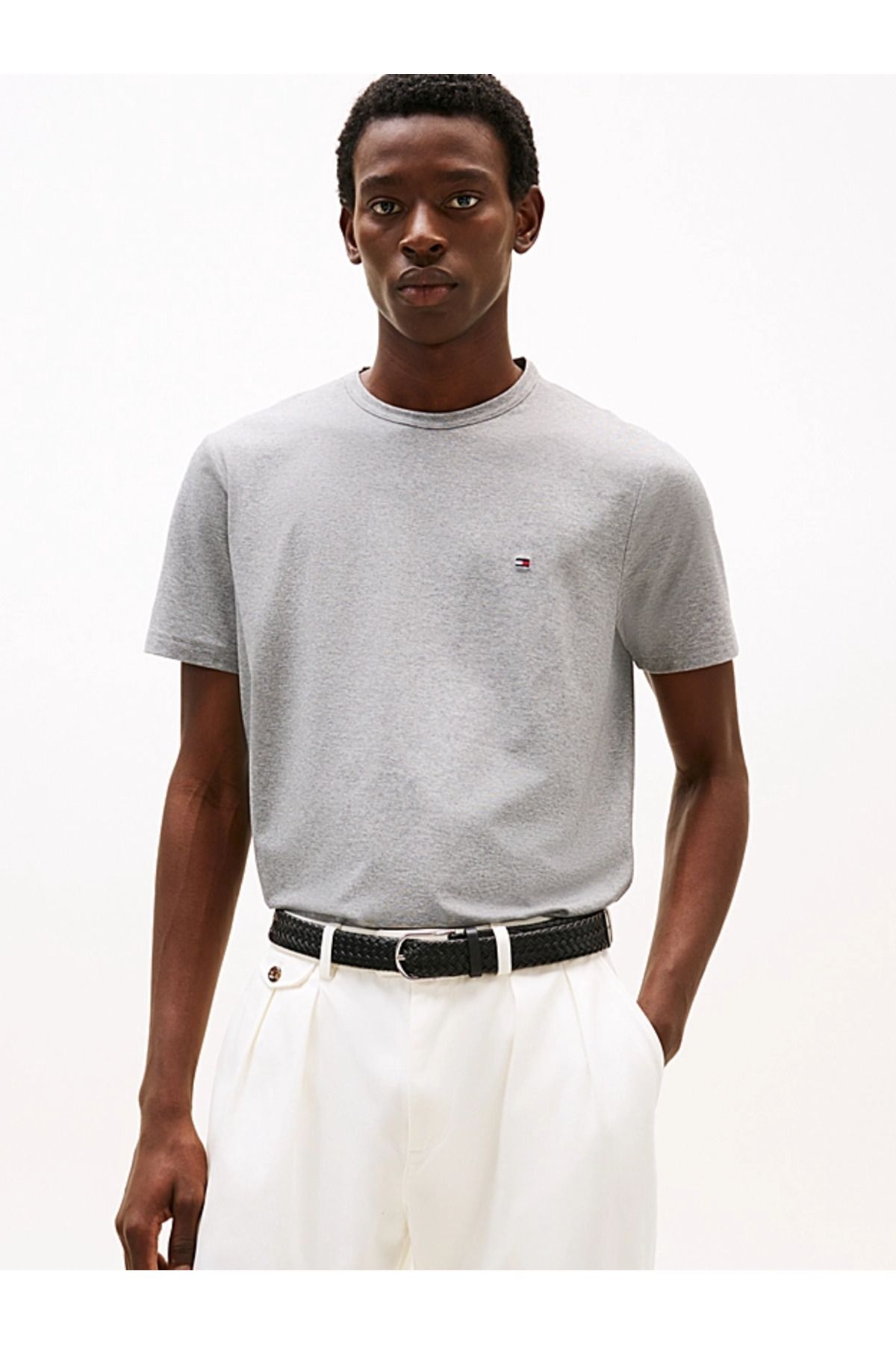 Tommy Hilfiger Erkek Kısa Kol Bisiklet Yaka Tommy Hilfiger Yazı Desen Slim Fit Gri T-Shirt MW0MW37313-P91