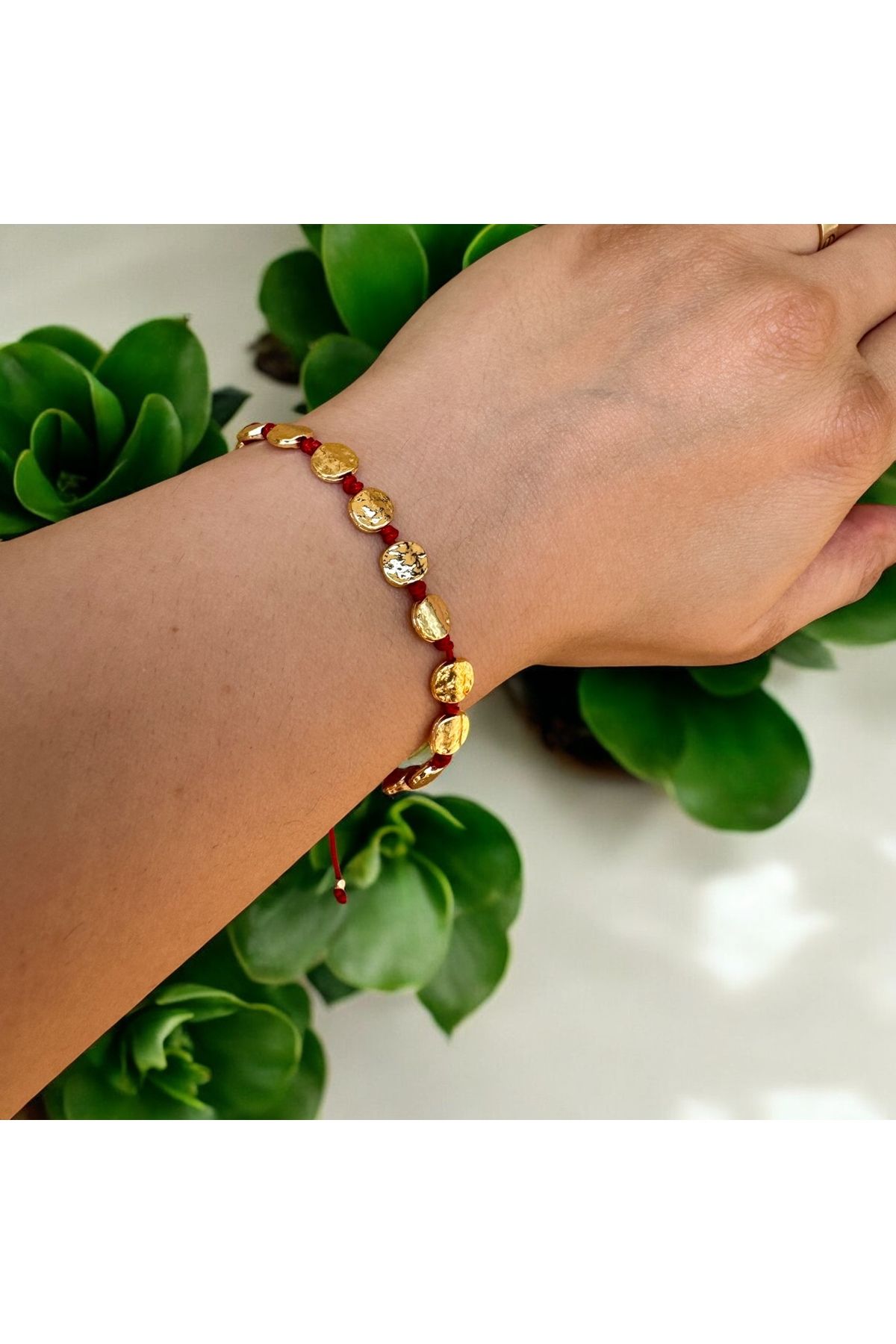 Mojo Jewellery Pirinç Dövme Malzeme ve Kırmızı İp Bileklik