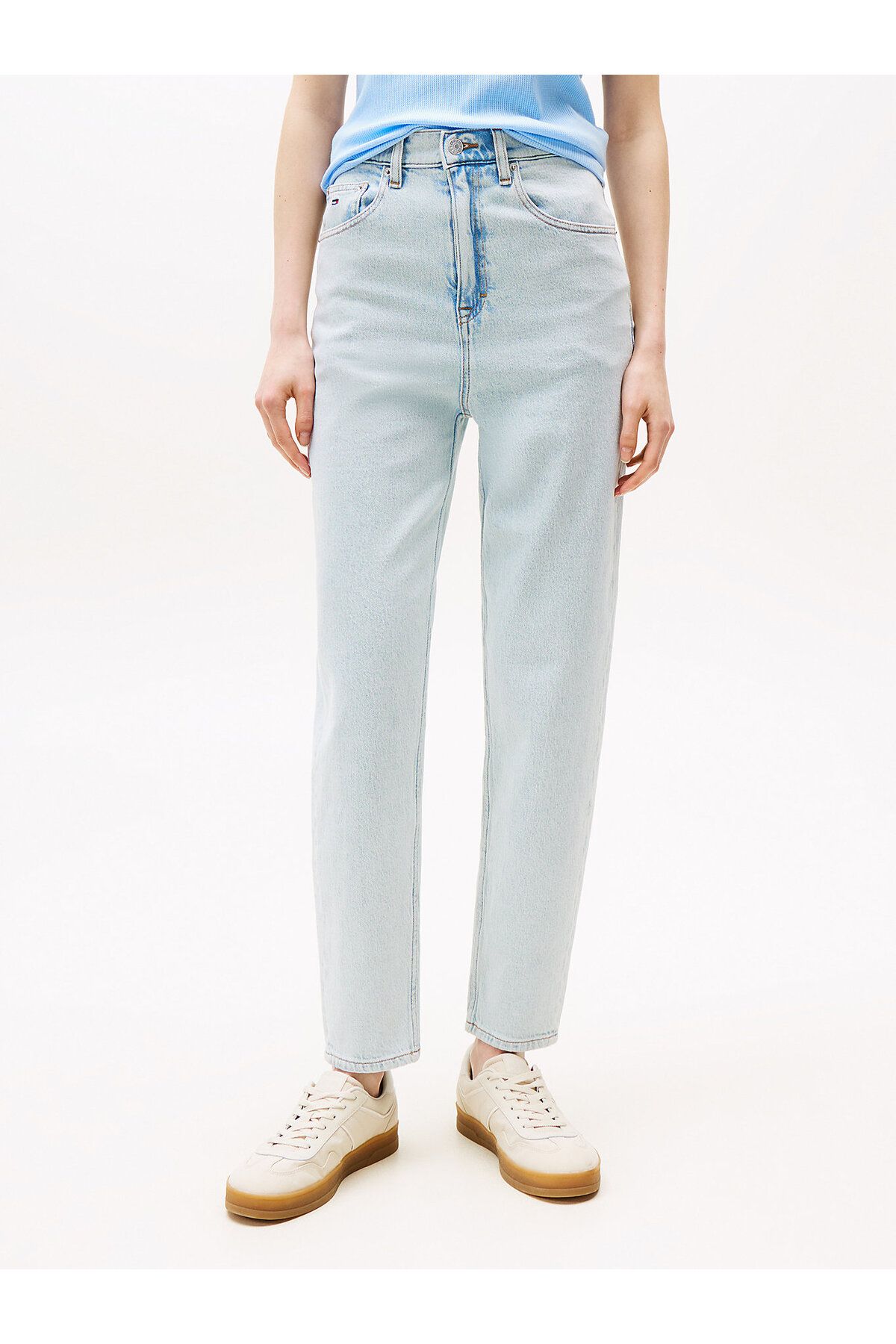 Tommy Hilfiger Ultra High Rise Tapered Mom Jeans