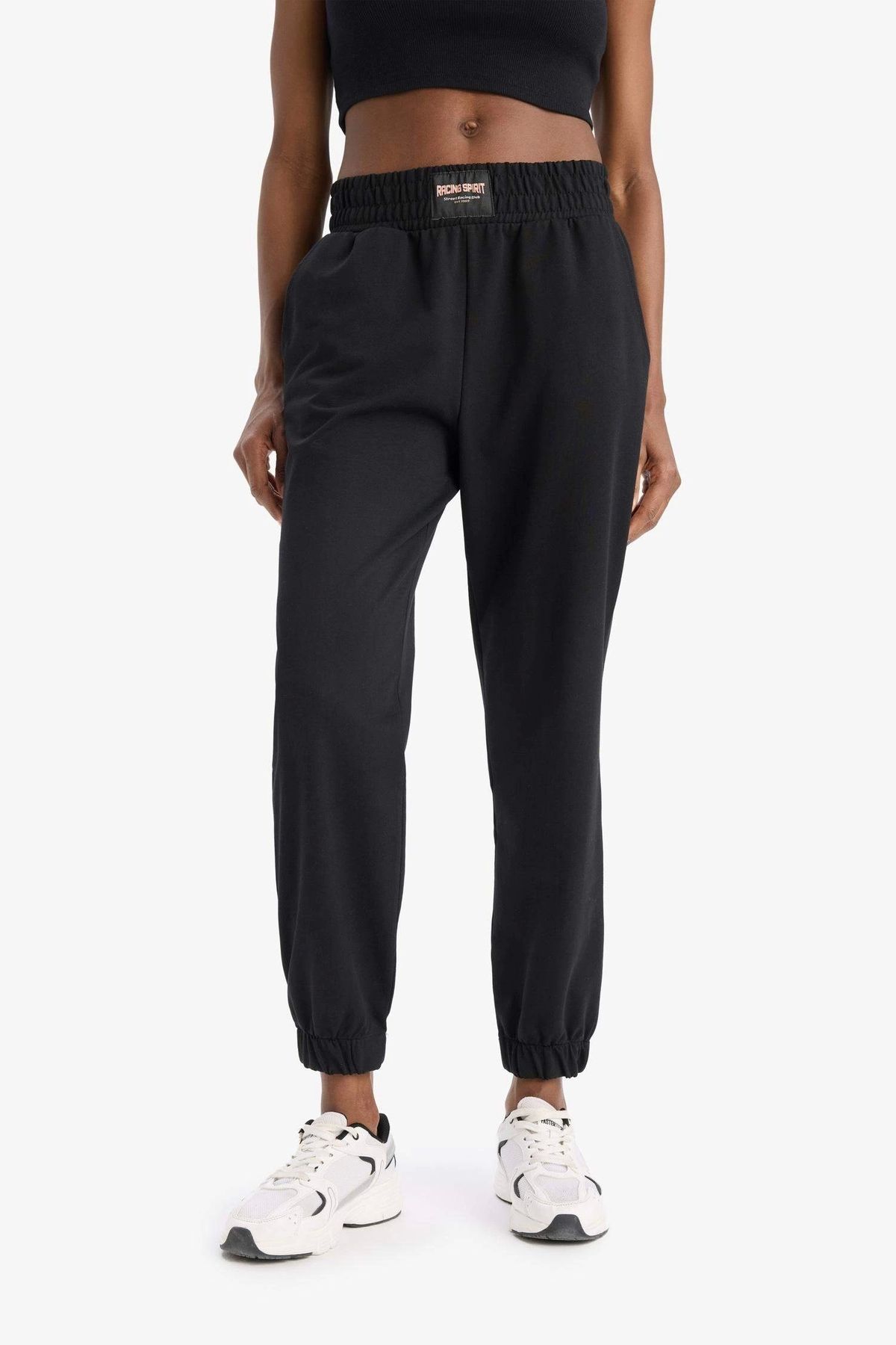 DeFacto D9041 Siyah DeFactoFit Standart Fit Jogger Paça Standart Boy İnce Sporcu Eşofman Altı