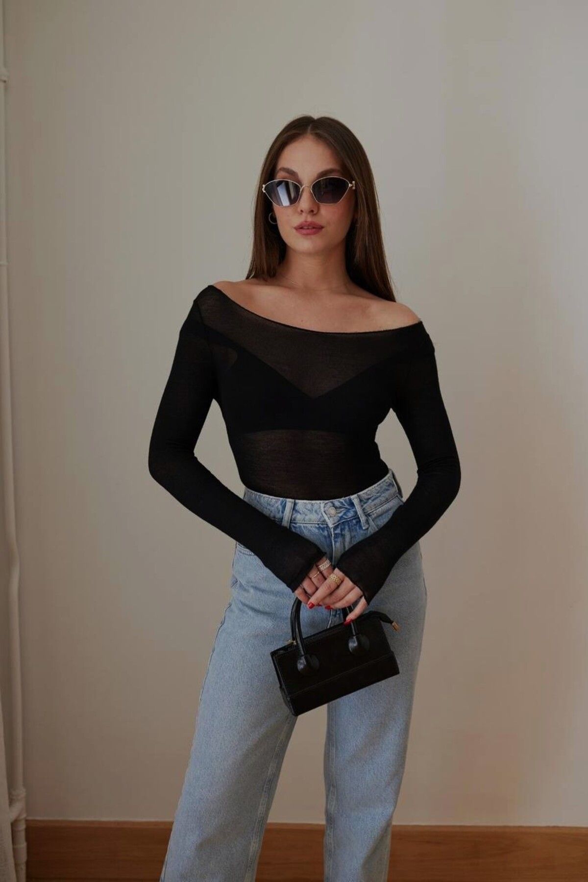 dubera creative Siyah Kayık Yaka Transparan Bluz