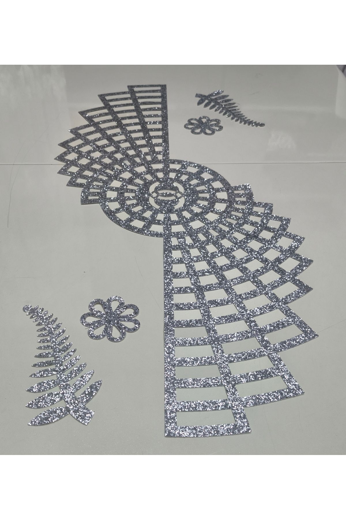 Elioure Işıltılı suni deri runner, simli, dökülmeyen, 100x38cm, şık ve zarif tasarım