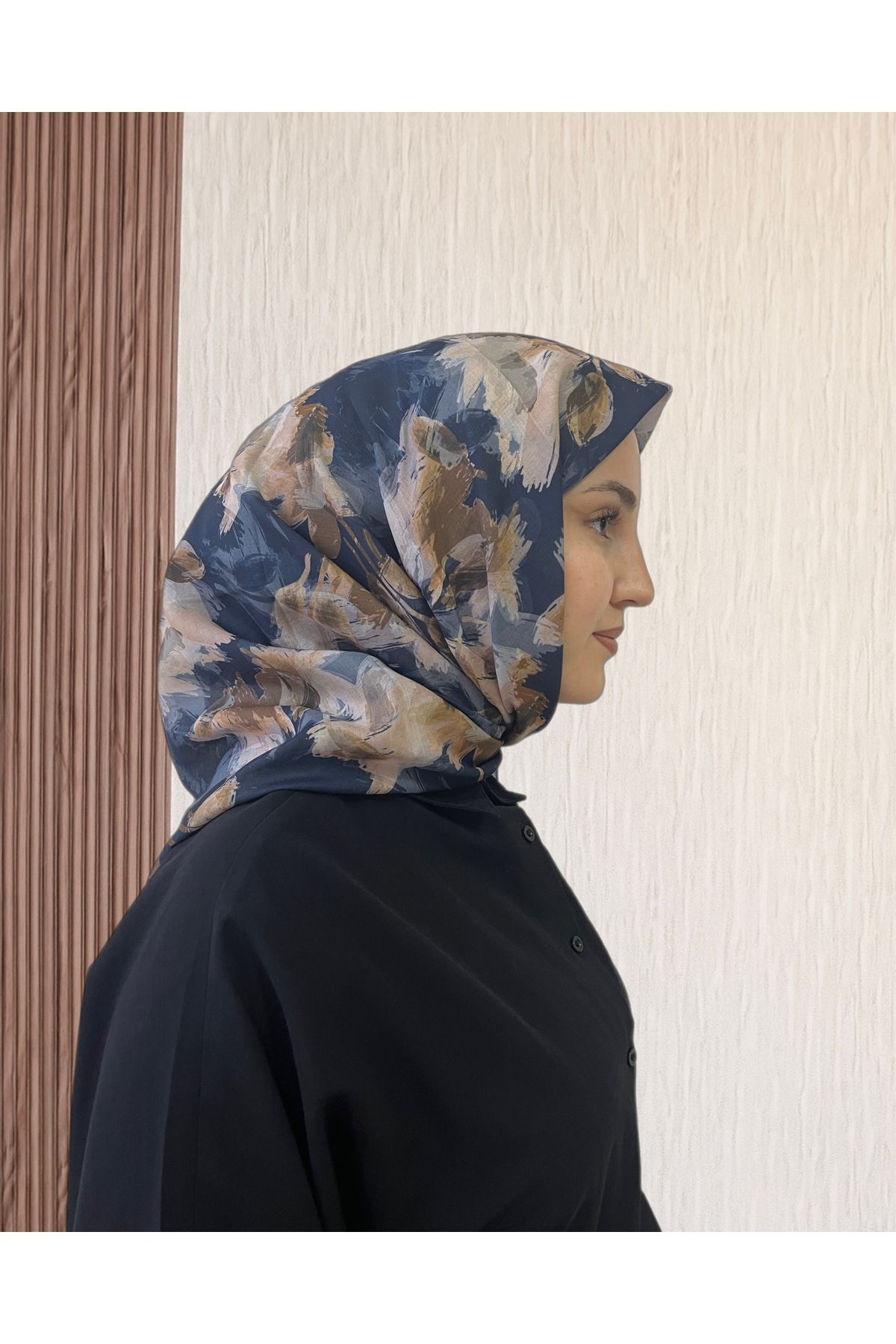 SarQa Scarft Yaprak Desenli Eşarp