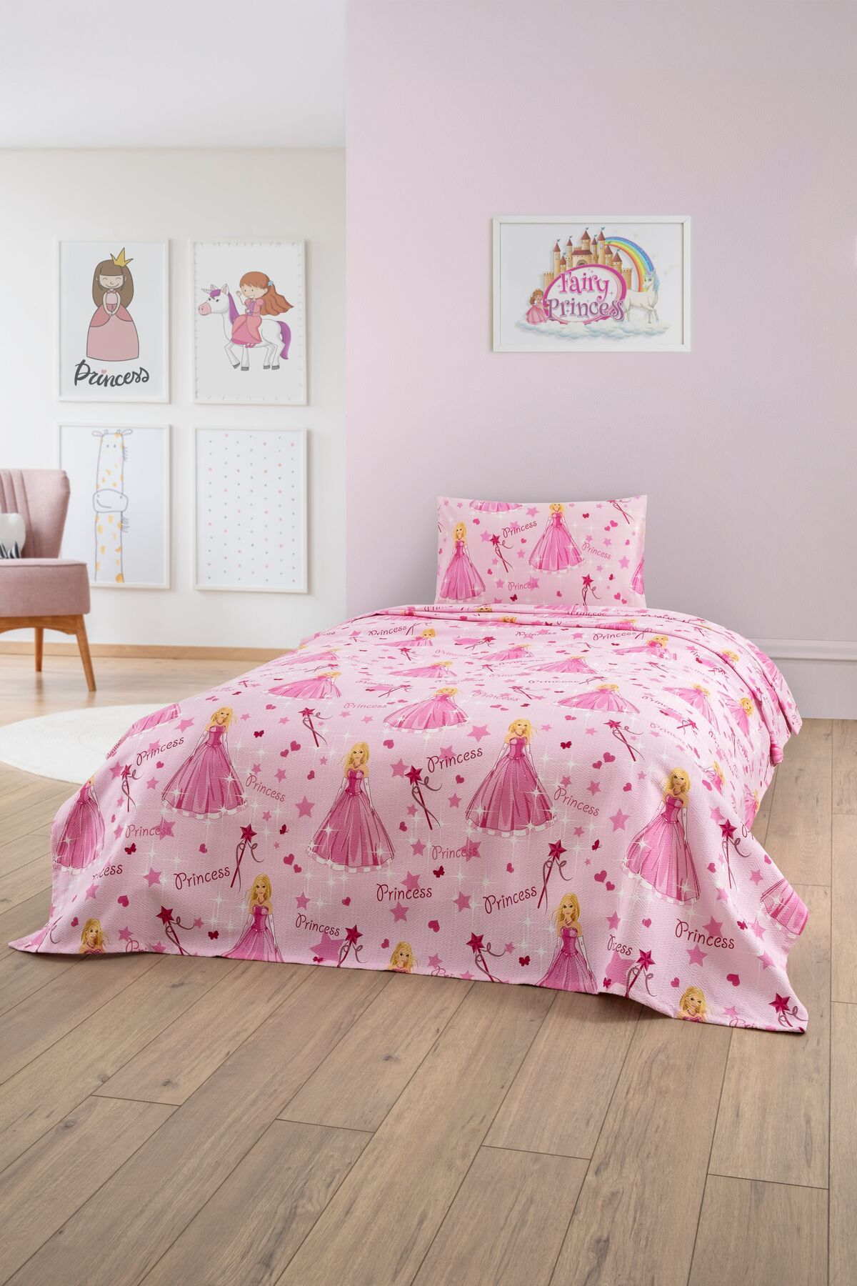 Formeya Gofret Detaylı Prenses Baskılı Çocuk-Genç Odası Tek Kişilik Pike 160x230 cm (1 Adet Yastık Kılıflı)
