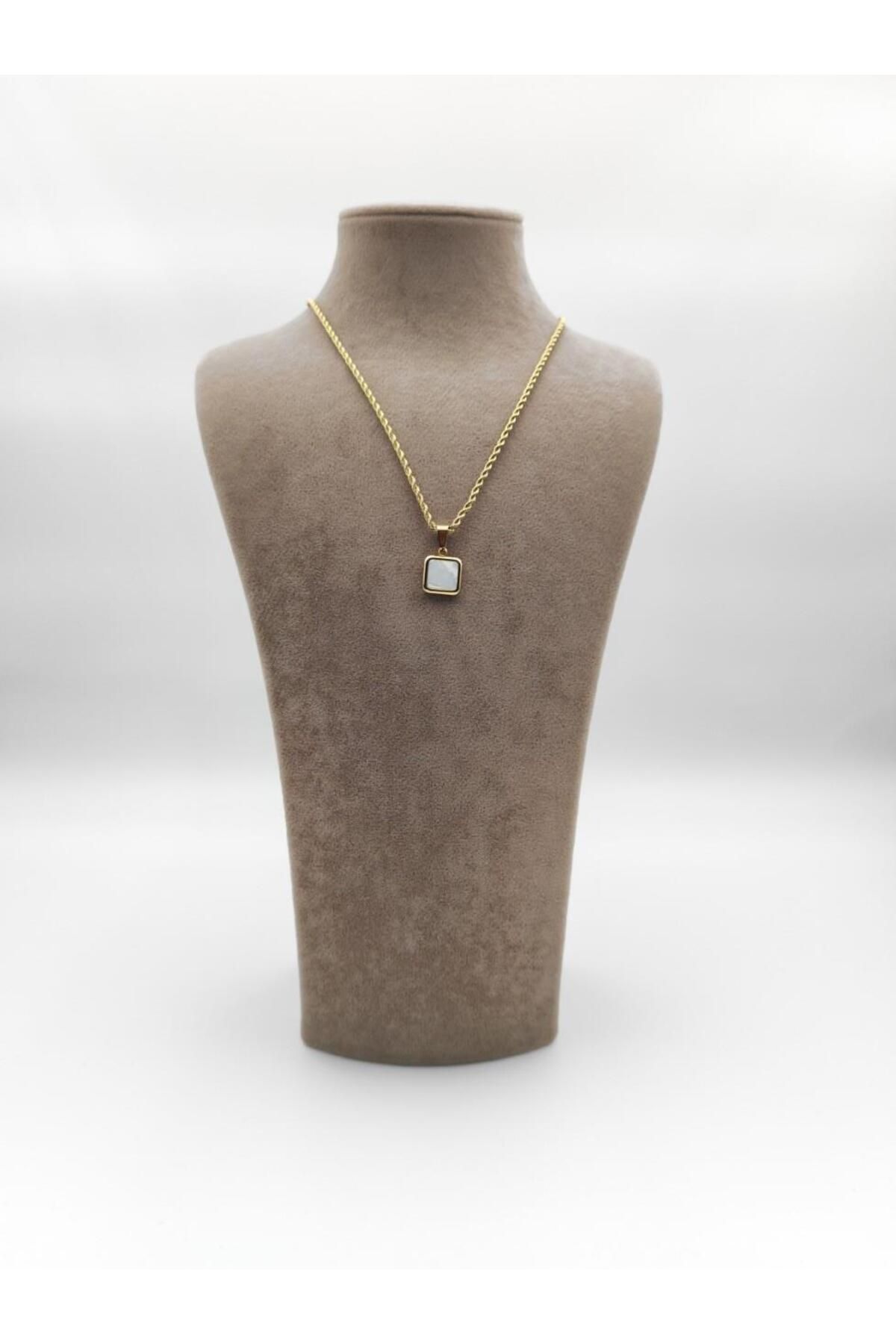 Nsl Jewels BURGU ZİNCİR SEDEFLİ KARE KOLYE