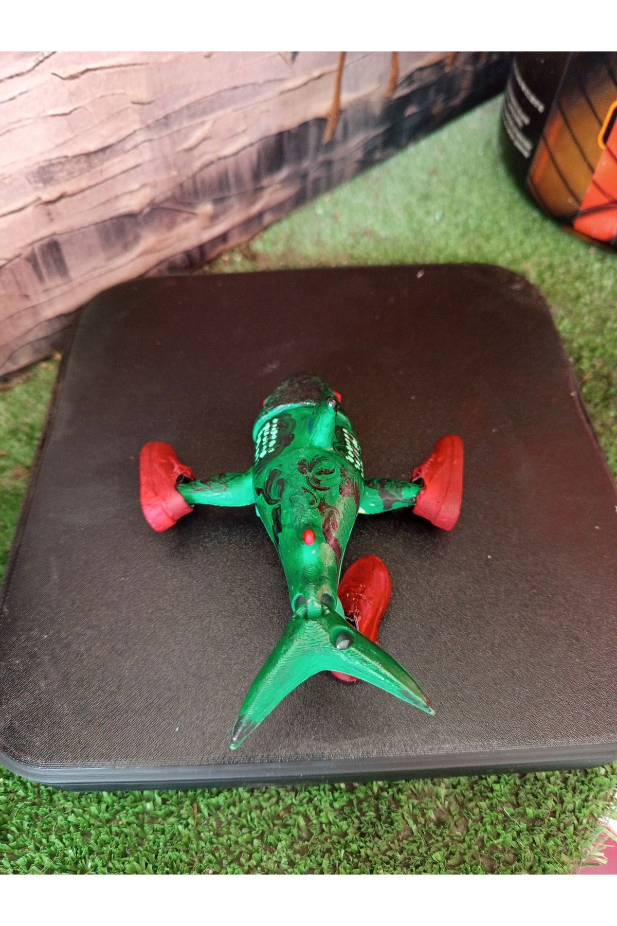 3DLİ TRALALERO TRALALA FUNK - Yürüyen Köpek Balığı Dekoratif Biblo / Figür 13 cm özel tasarım