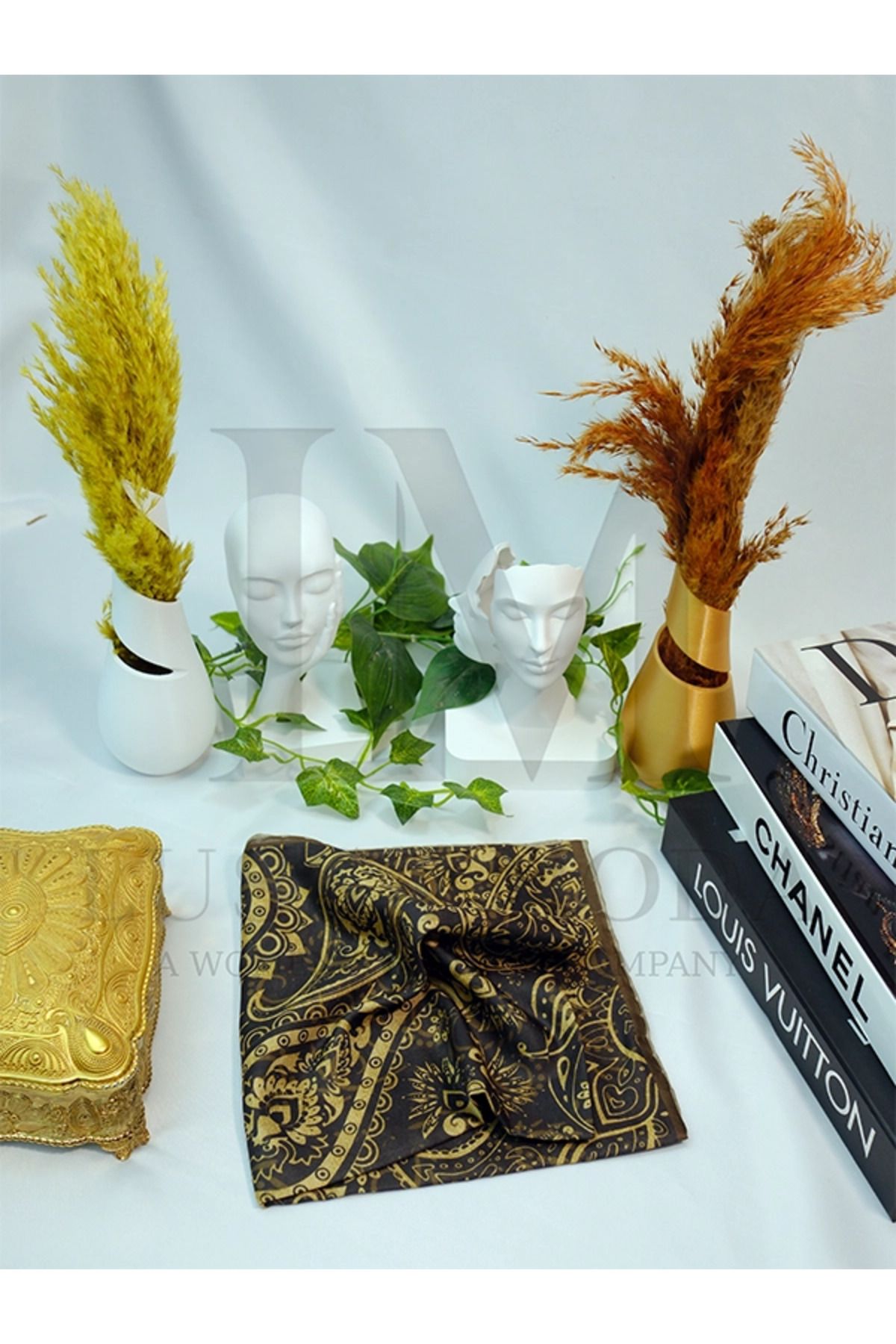 LUSSAMODA SOFT PAMUKLU DESENLİ EL DİKİŞ EŞARP