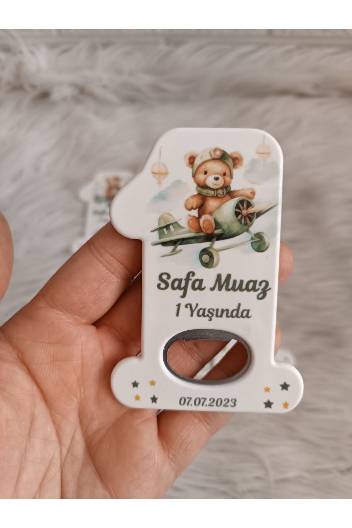 Doğrukan Hediyelik Uçakta ayıcık yeşil renkte 1 rakam açacak yenidoğan doğum günü mevlüt magnet hediyelikleri(10 adet)