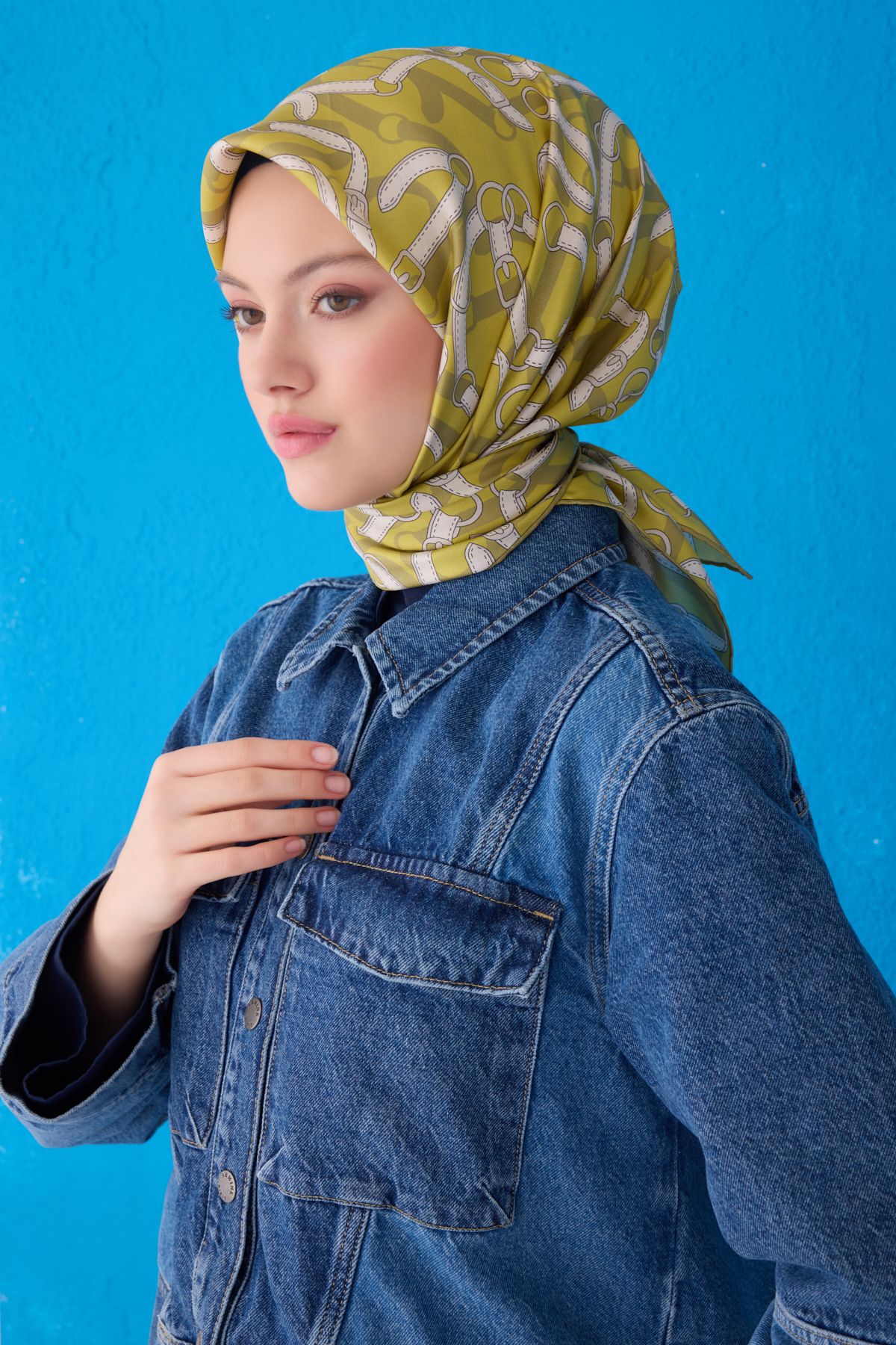 Belli Twill İpek Eşarp 4125D Zincir Desen Çay Yeşili-Krem-80
