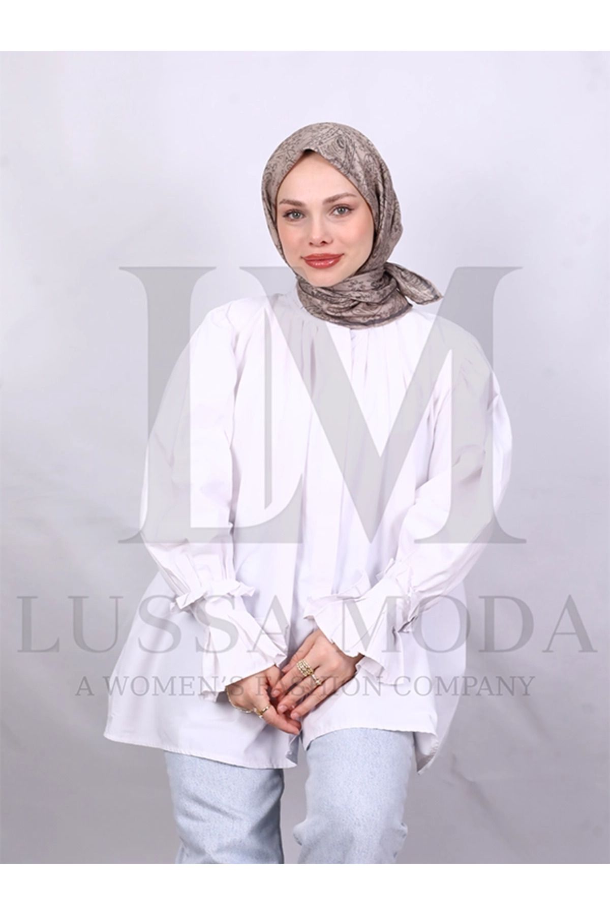 LUSSAMODA SOFT PAMUKLU DESENLİ EL DİKİŞ EŞARP