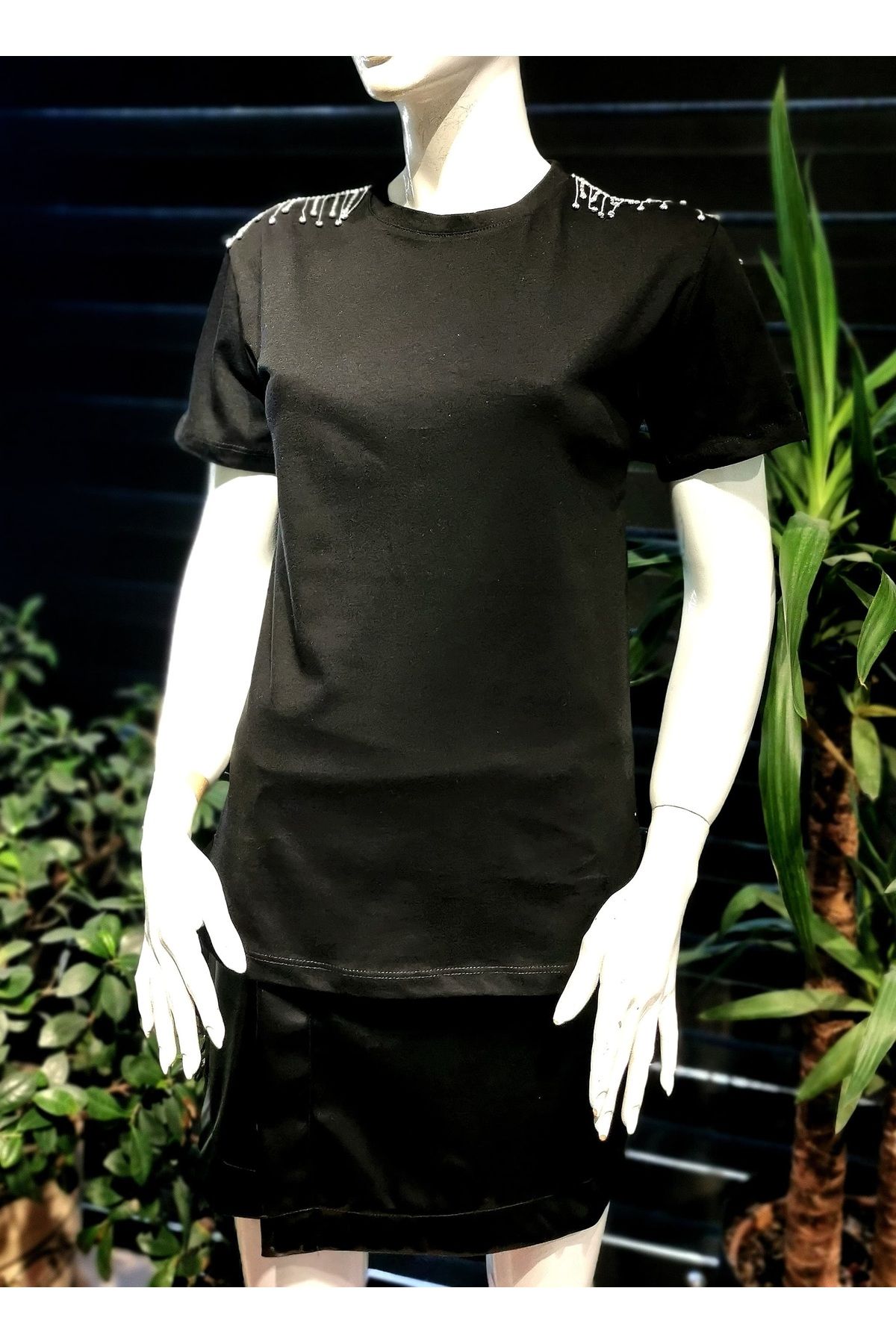 The Sas Kadın Omuz Taş Detaylı Pamuk Siyah Renk T-shirt