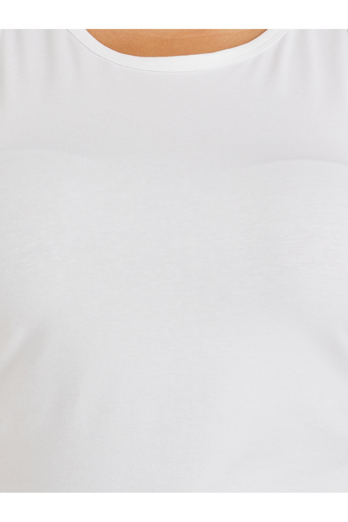 Styli-Plus Size Solid Round Neck Tank 3