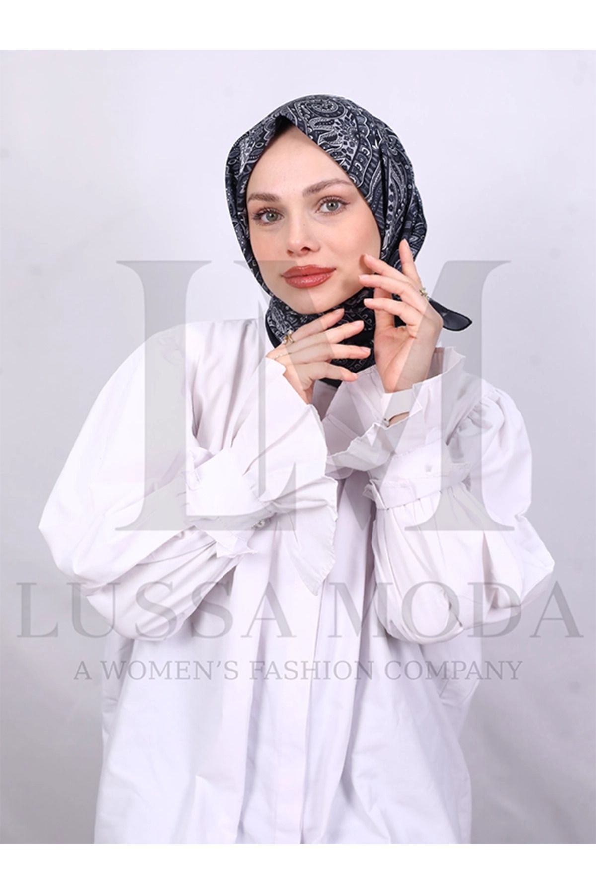 LUSSAMODA SOFT PAMUKLU DESENLİ EŞARP