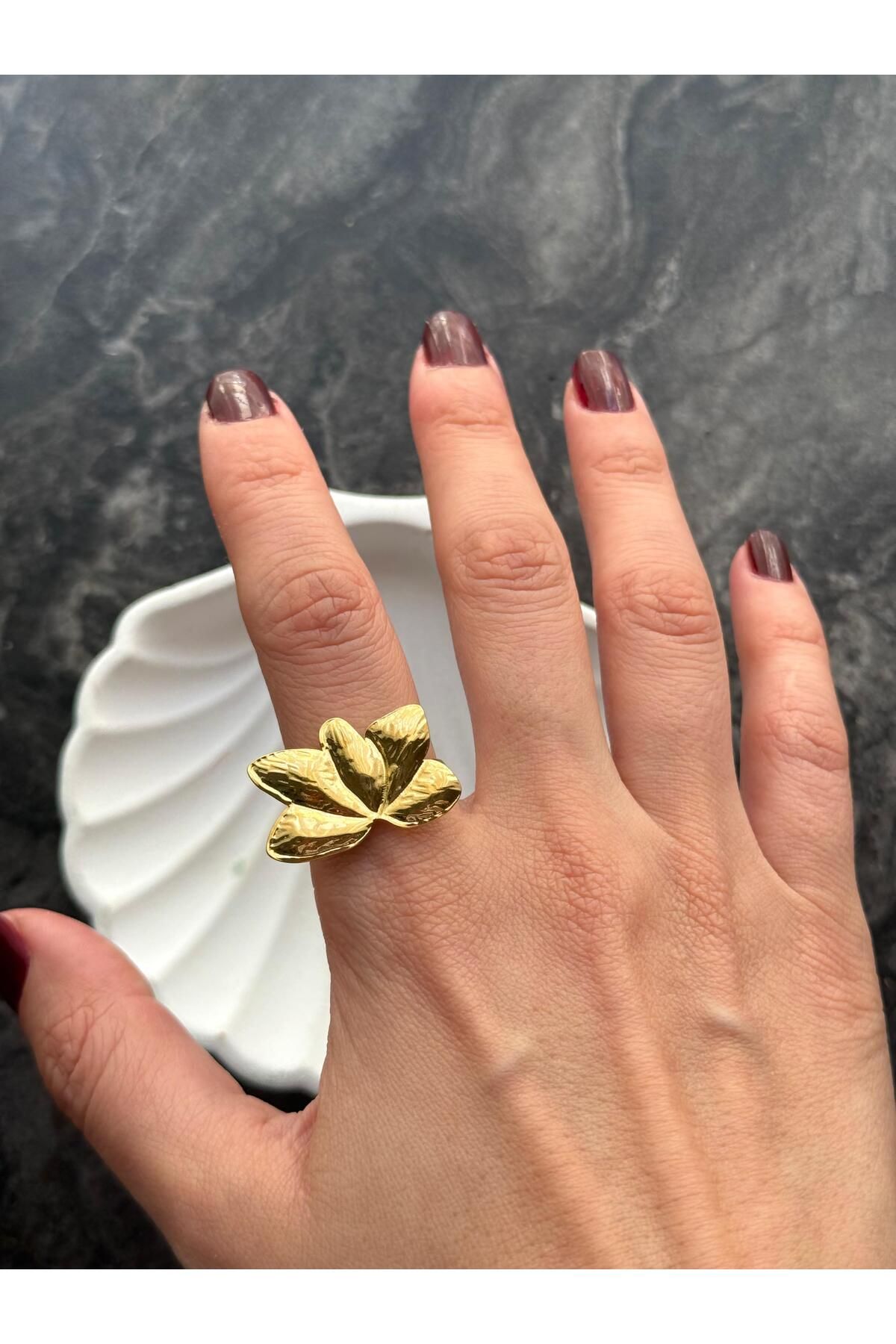 Nera Accessories Yüzük