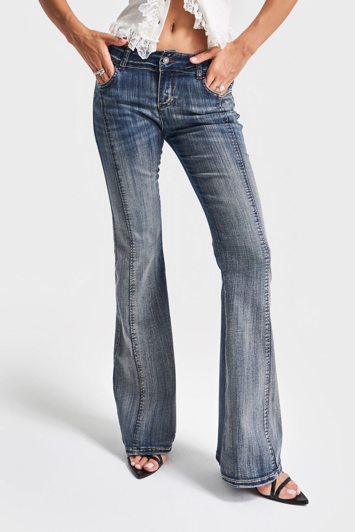 its basic Kadın T.Kot Rengi 2w5-8 Mid Rise Flare Fit Süper Esnek Kumaş İspanyol Paça Denim Jean