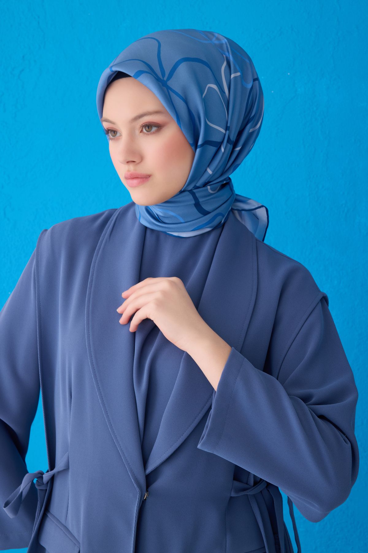 Belli Twill İpek Eşarp 4113D Çizgili Desen İndigo-86