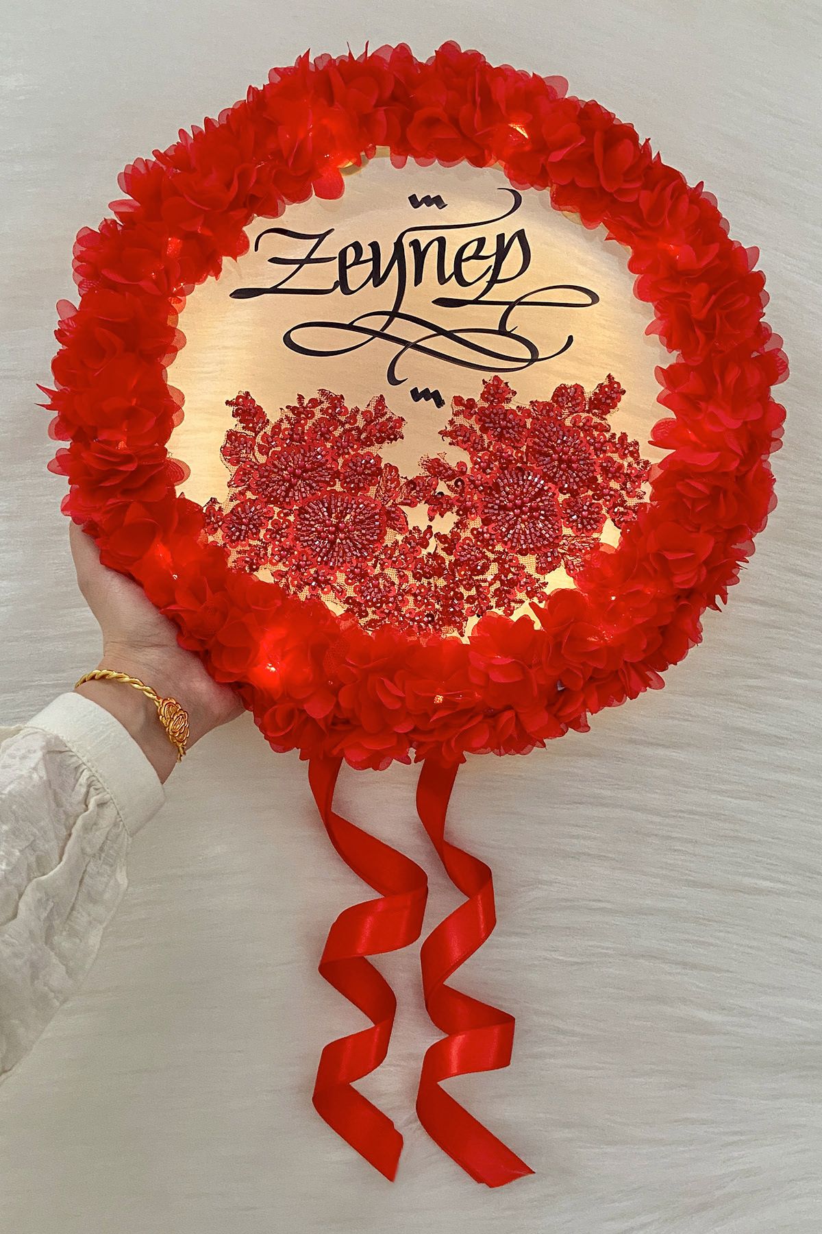 ZEYMERADE Kırmızı Ledli Şeffaf Kaligrafi Gelin Tefi 32cm Vip Güpürlü Ve 3d Çiçek Düğün Kına Nedime Bride Parti