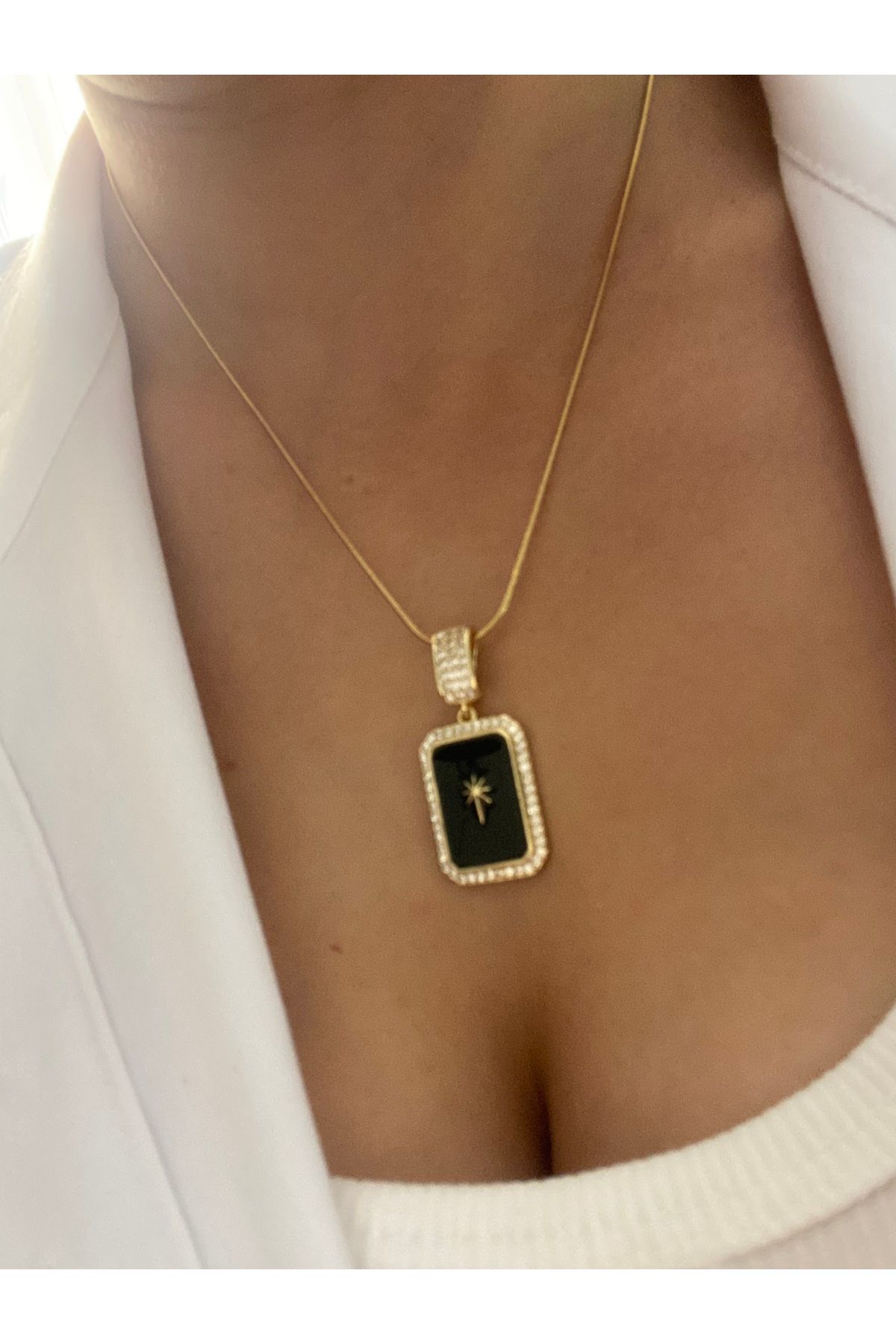 Byoz store Gold zincir çelik siyah kare şövalye model kolye