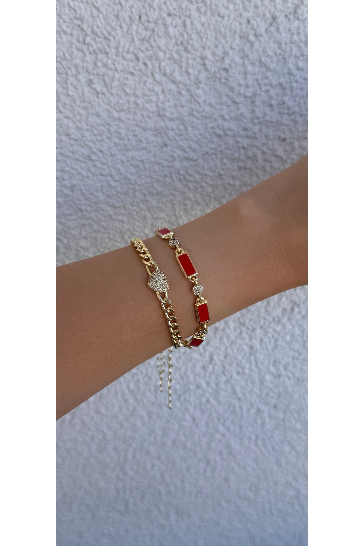 KAD COLLECTION Kırmızı sıralı bileklik ve kalpli bileklik seti