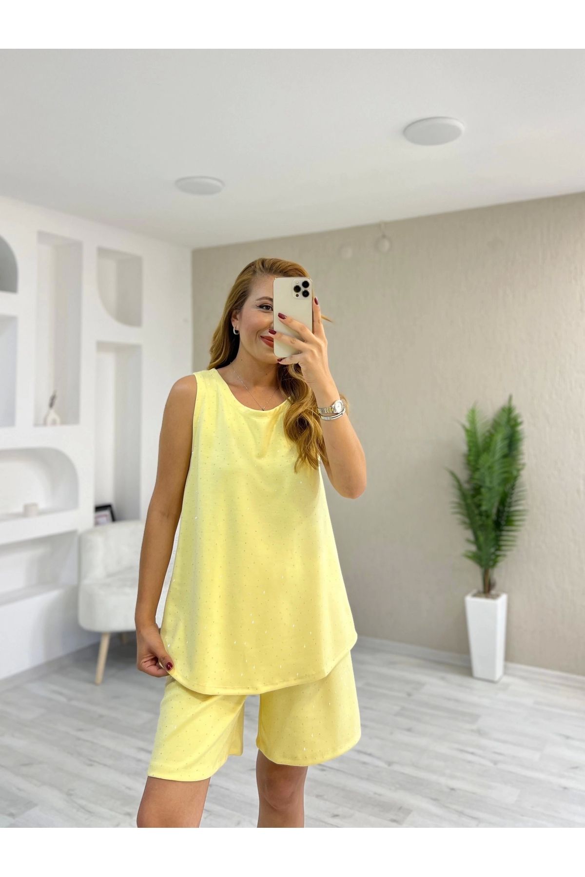 İrka Moda Modal Kumaş Taş Detay Şortlu Takım Sarı
