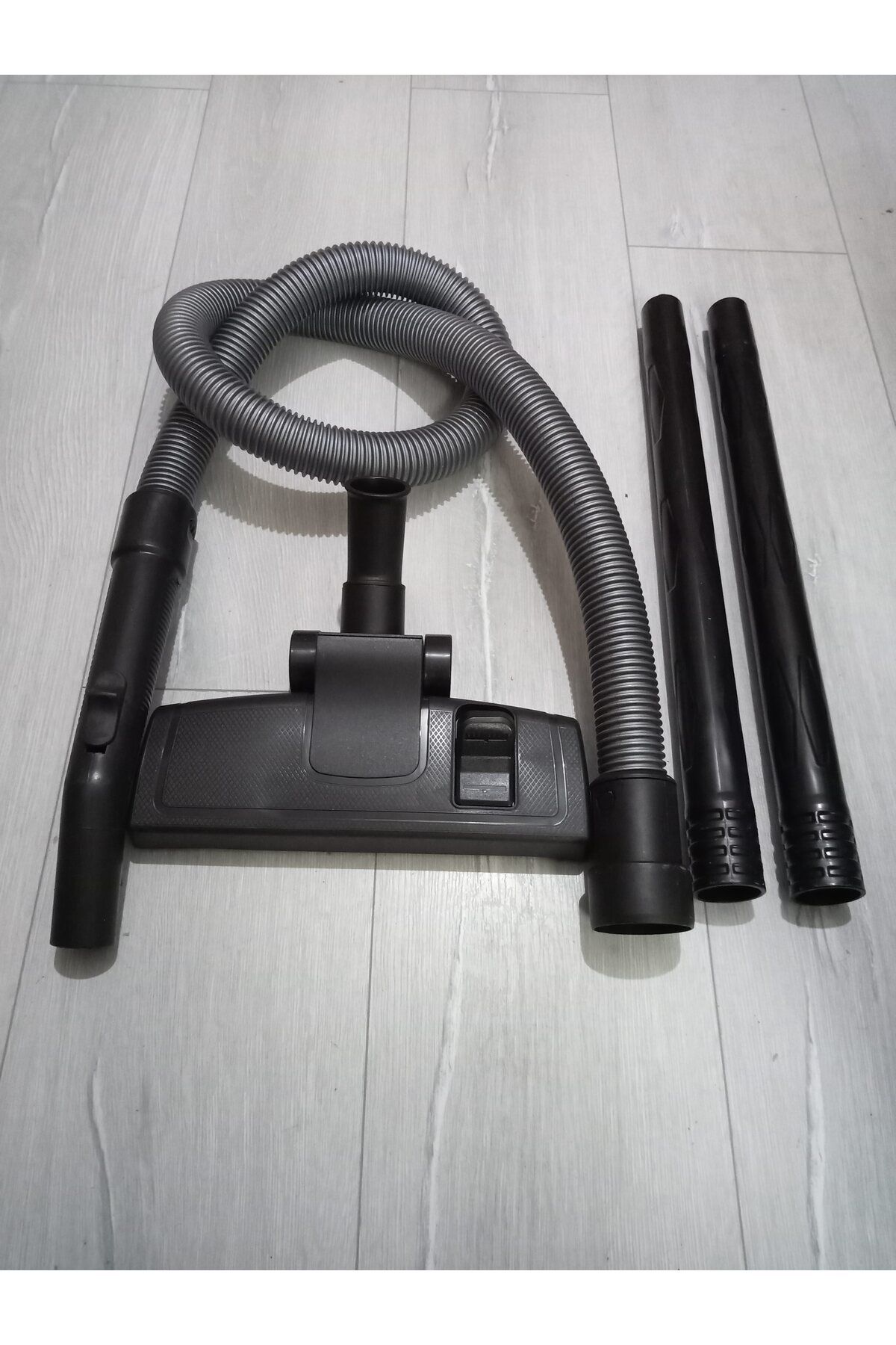 MPTEDARİK Arnica Poyraz 2400 W Islak Kuru Elektrikli Süpürge Hortum Seti