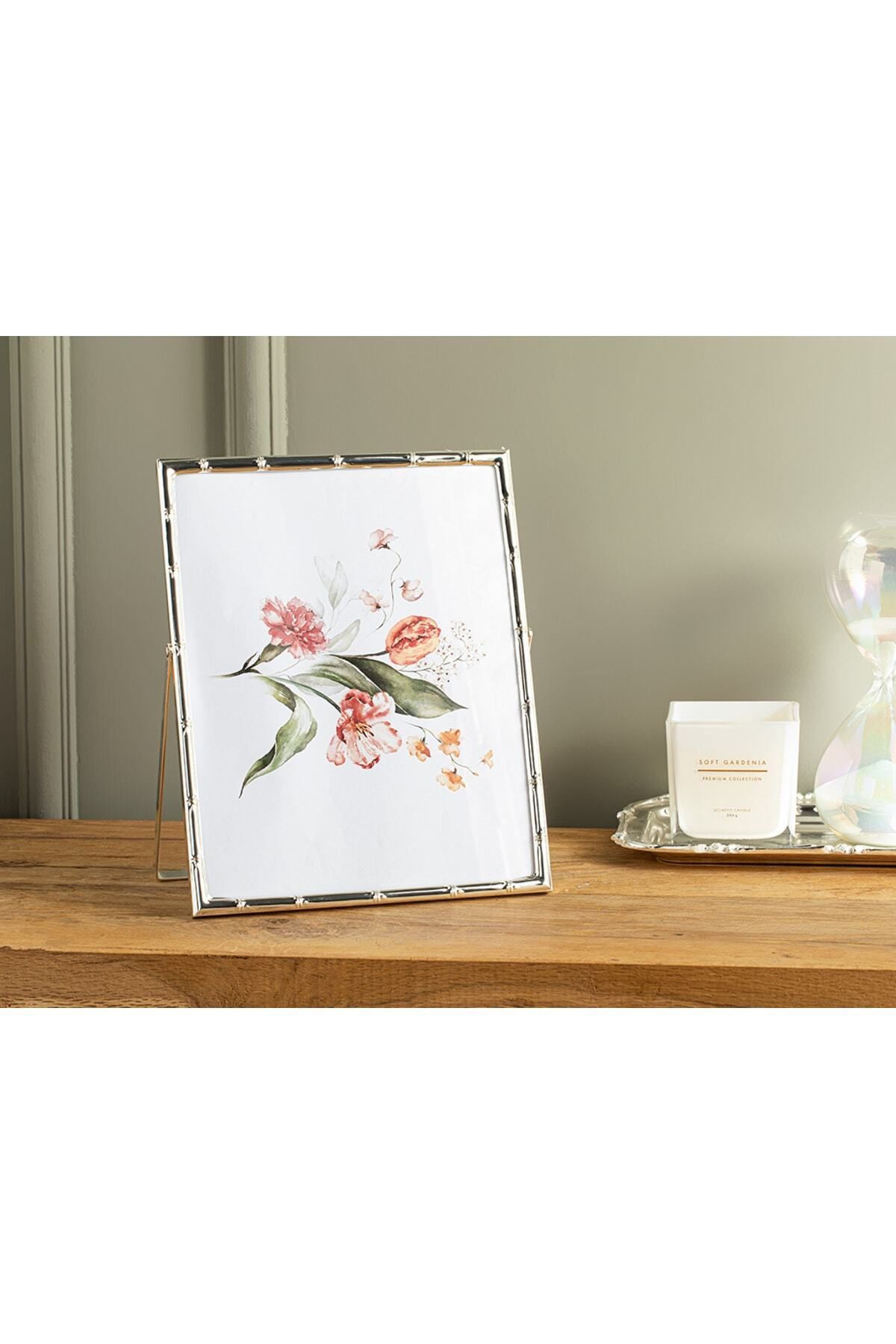 Elioure Bambu Metal Çerçeve 20x25 Cm Gümüş, şık ve modern dekorasyon ürünü
