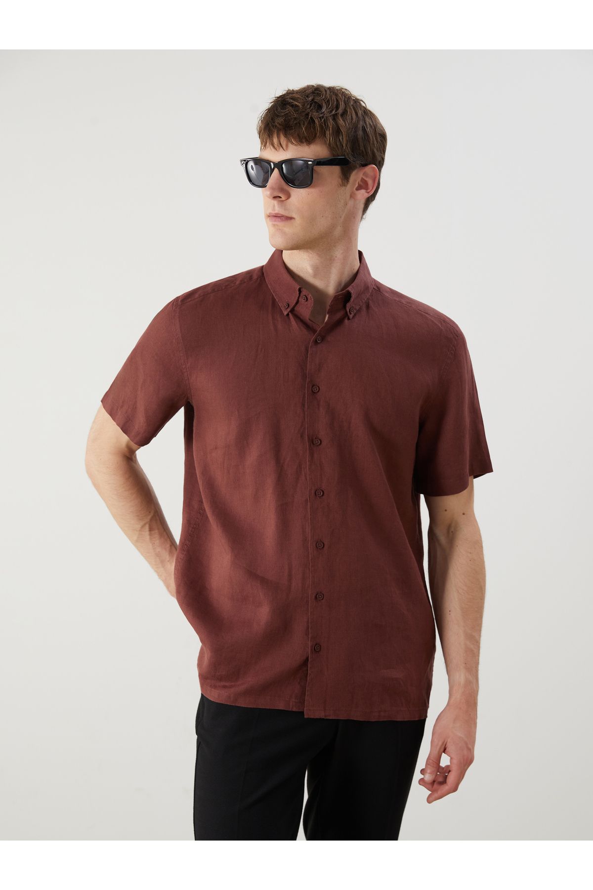 LC Waikiki Regular Fit Kısa Kollu %100 Keten Erkek Gömlek