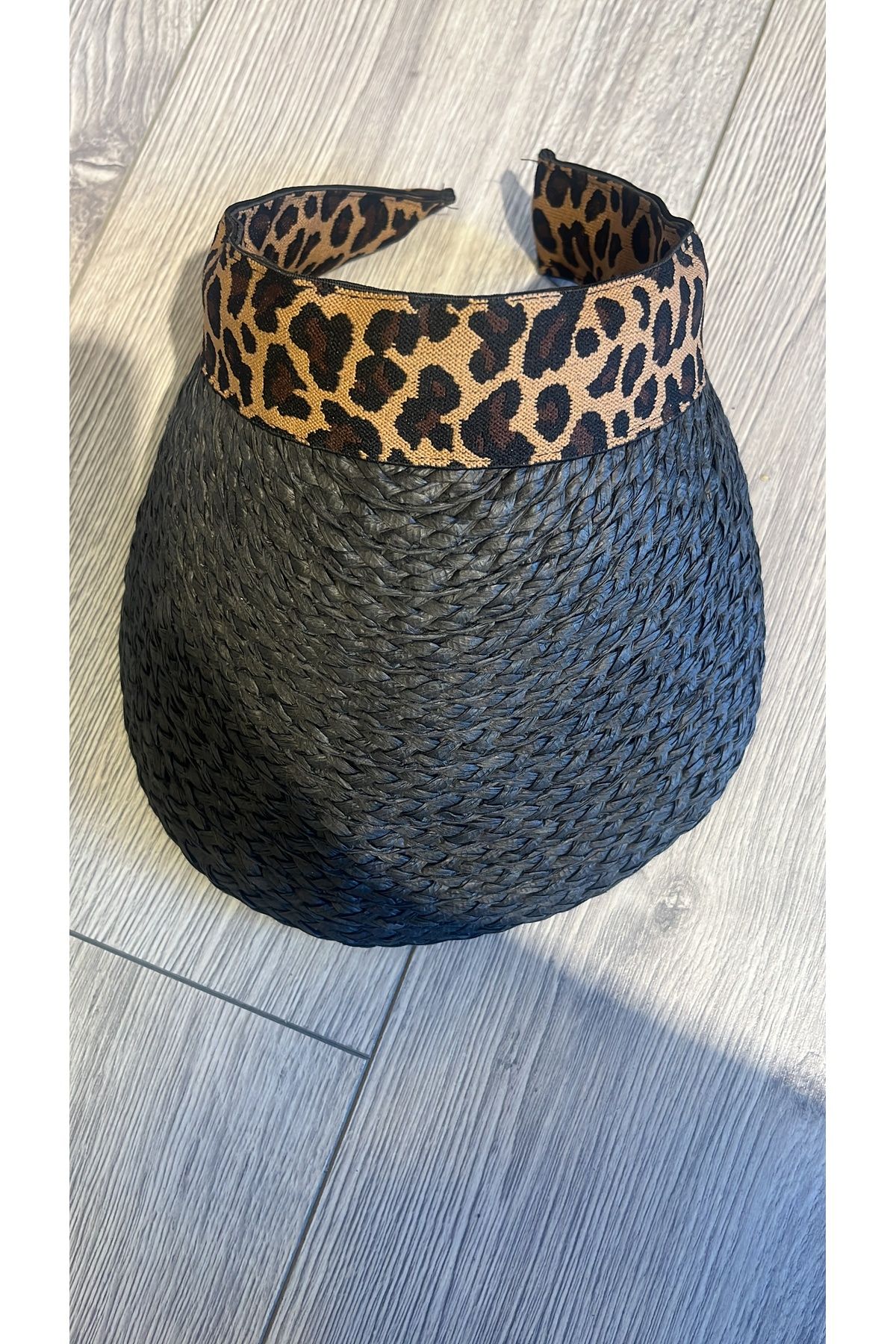 gozdeasutayaccessory Siyah vizör şapka