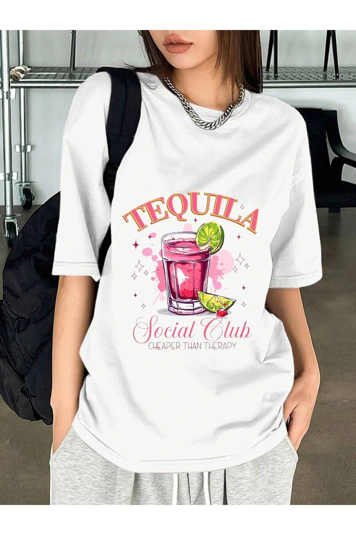 ELNOYA Unisex Pamuklu Beyaz Oversize "TEQUILA" Baskılı Bisiklet Yaka Rahat T-shirt